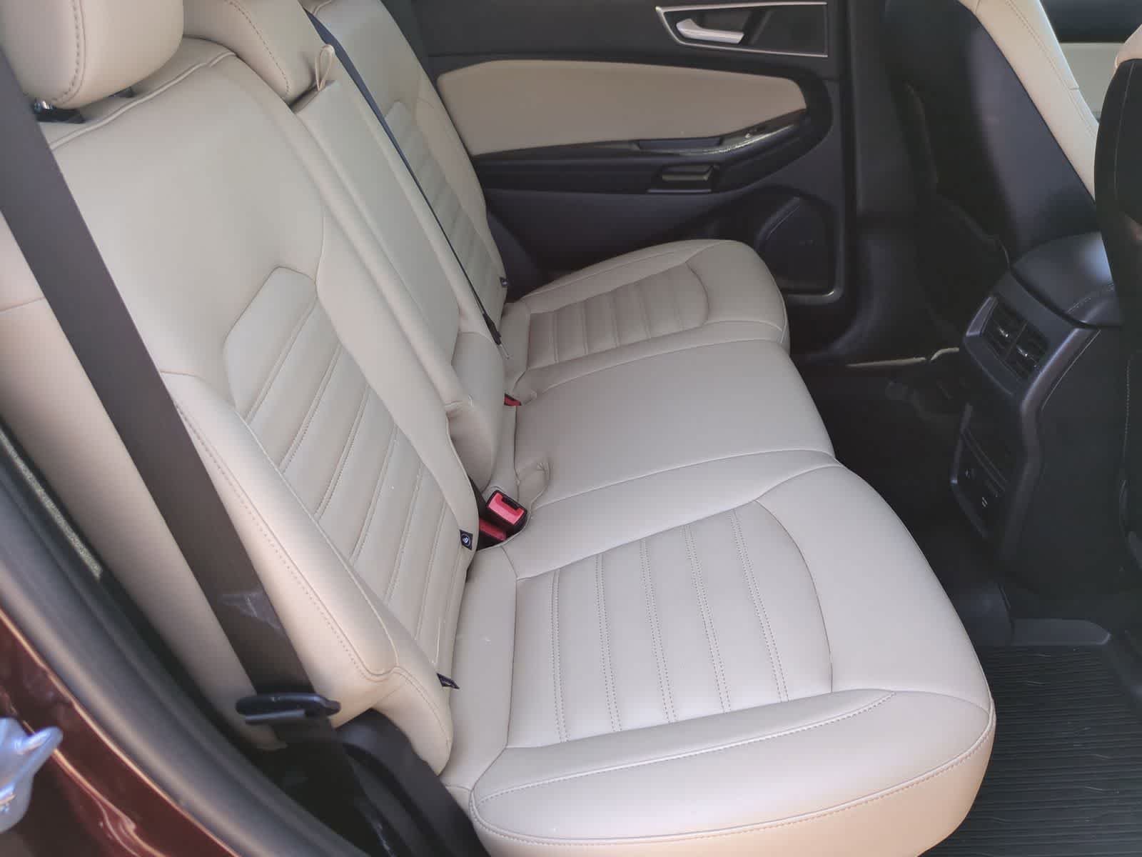 Thumbnail: 2023 Ford Edge - 20