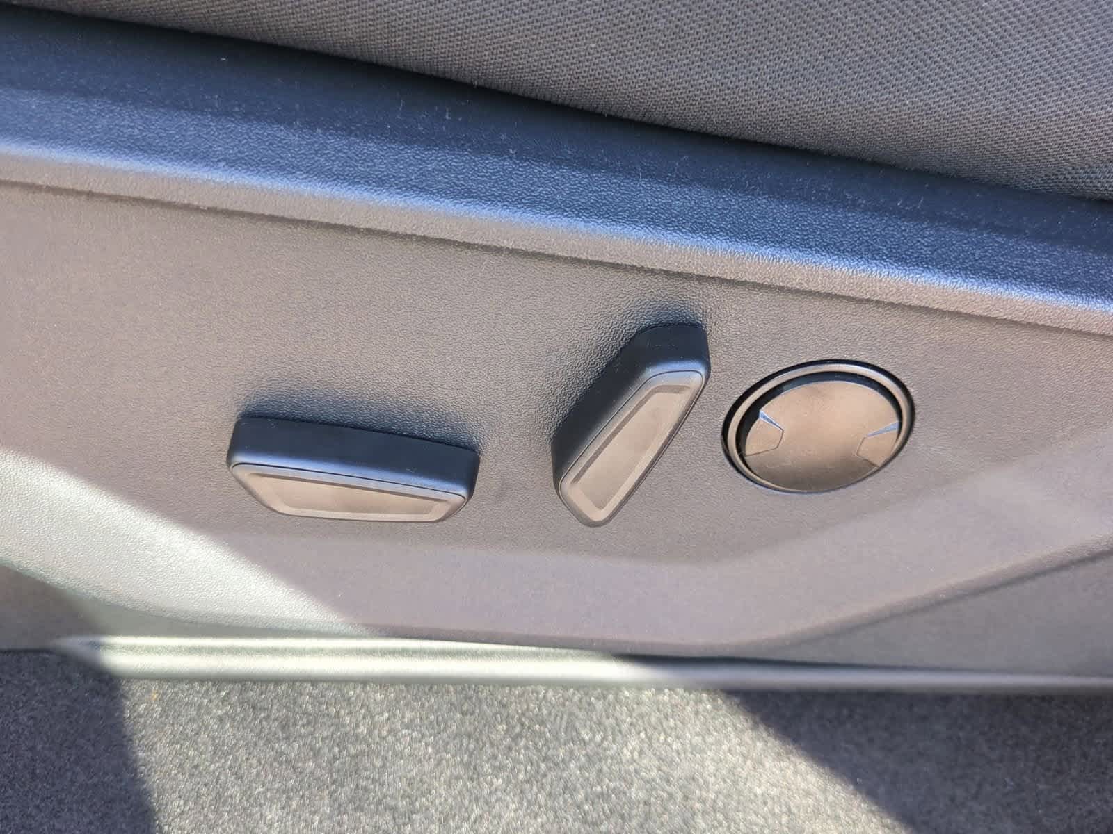 Thumbnail: 2025 Ford F-150 - 17