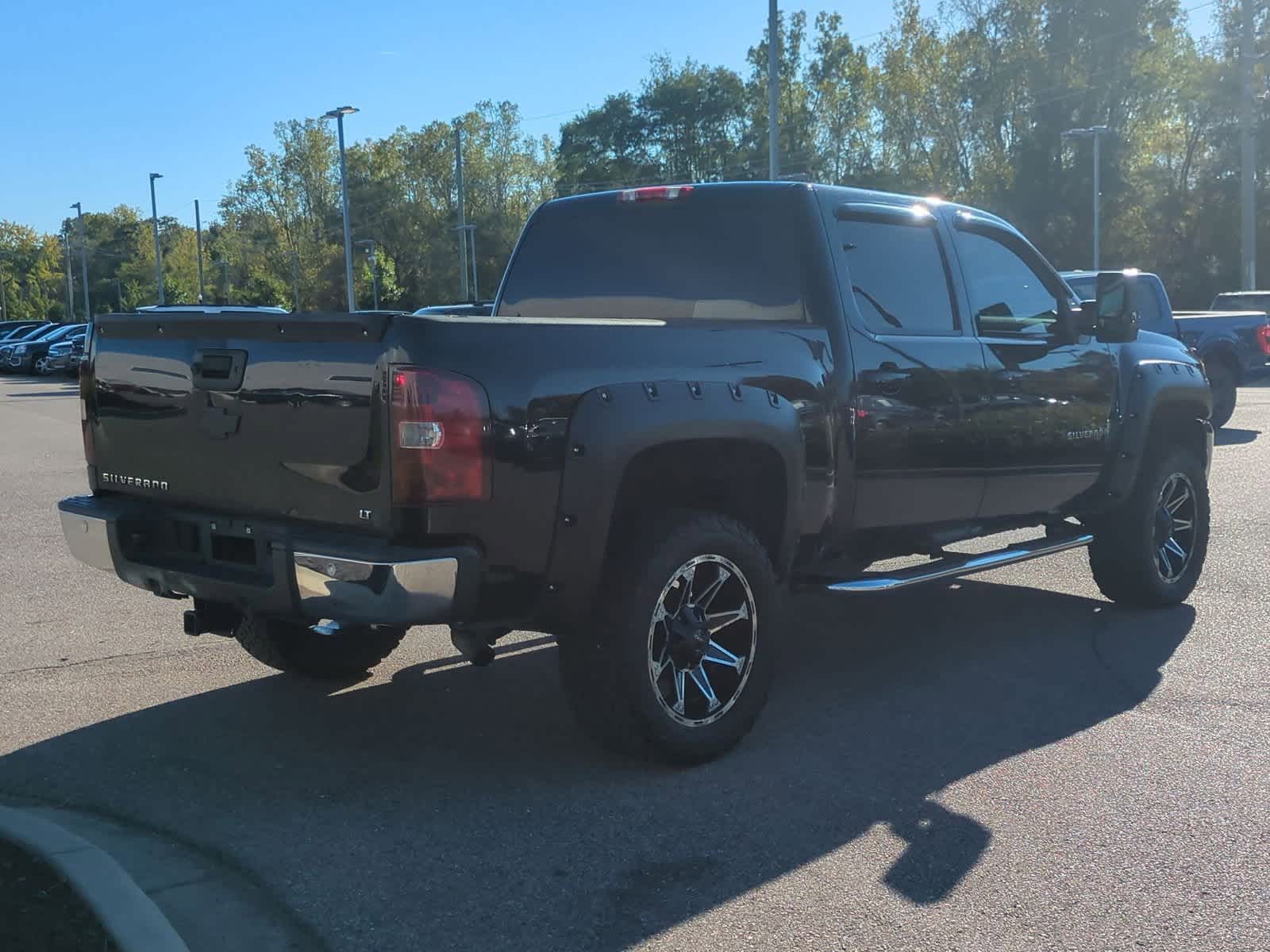 Thumbnail: 2011 Chevrolet Silverado 1500 - 8