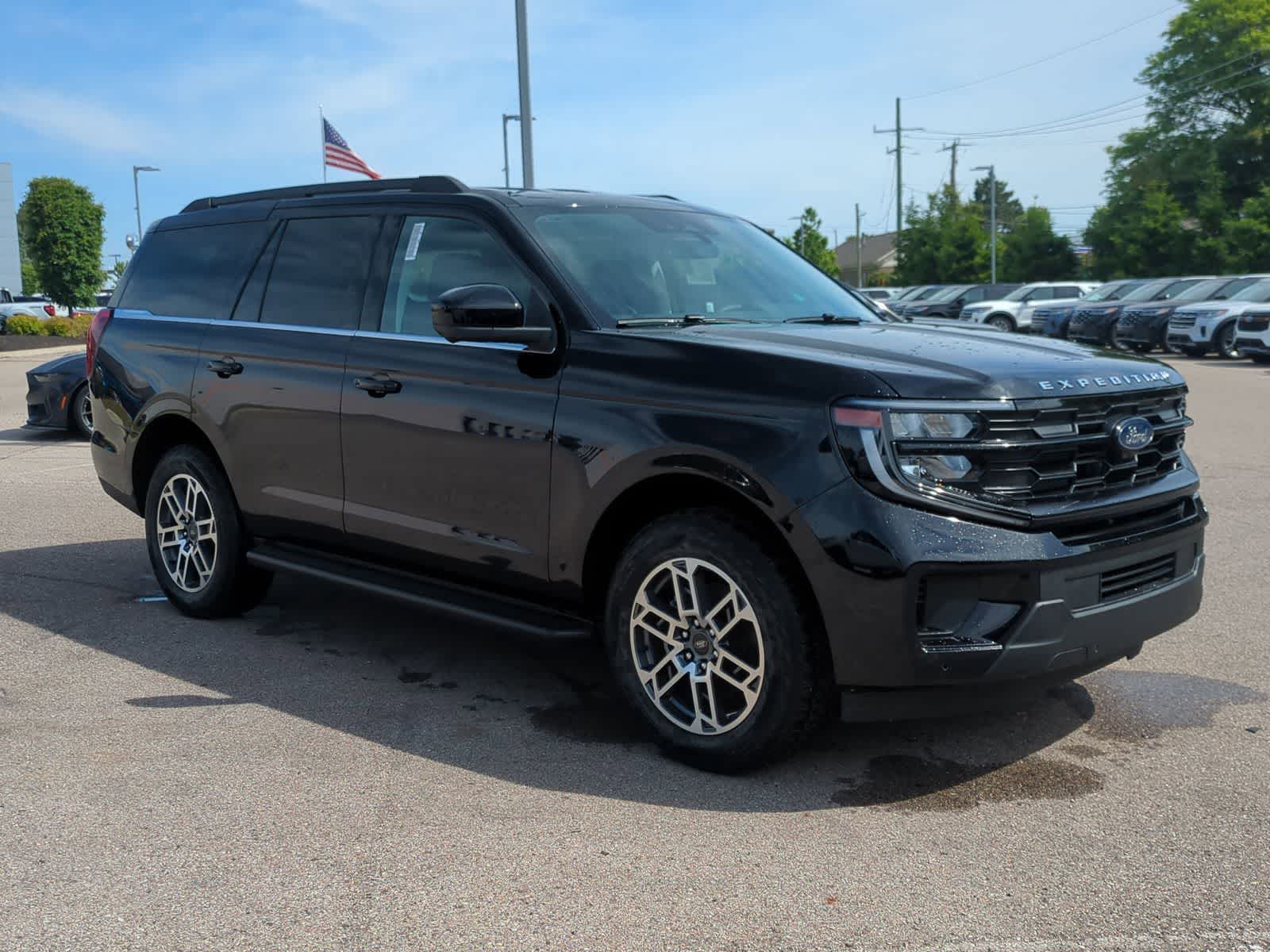Thumbnail: 2026 Ford Expedition - 2