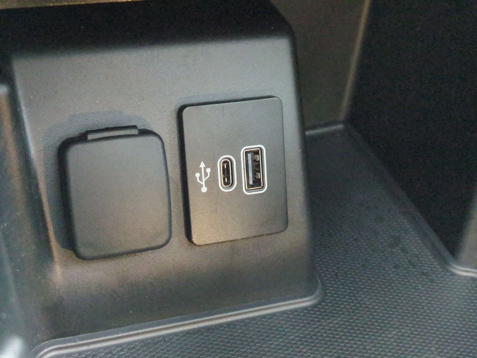 Thumbnail: 2025 Ford Explorer - 33