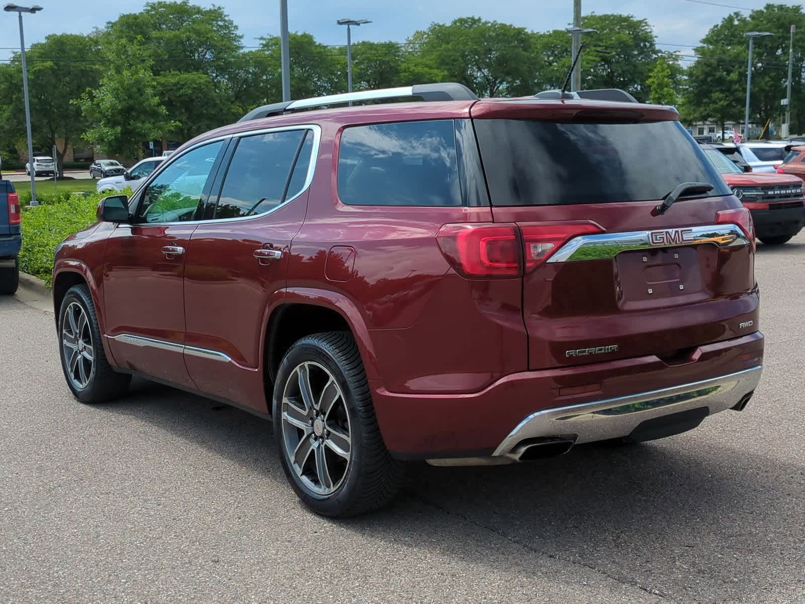 Thumbnail: 2017 GMC Acadia - 6