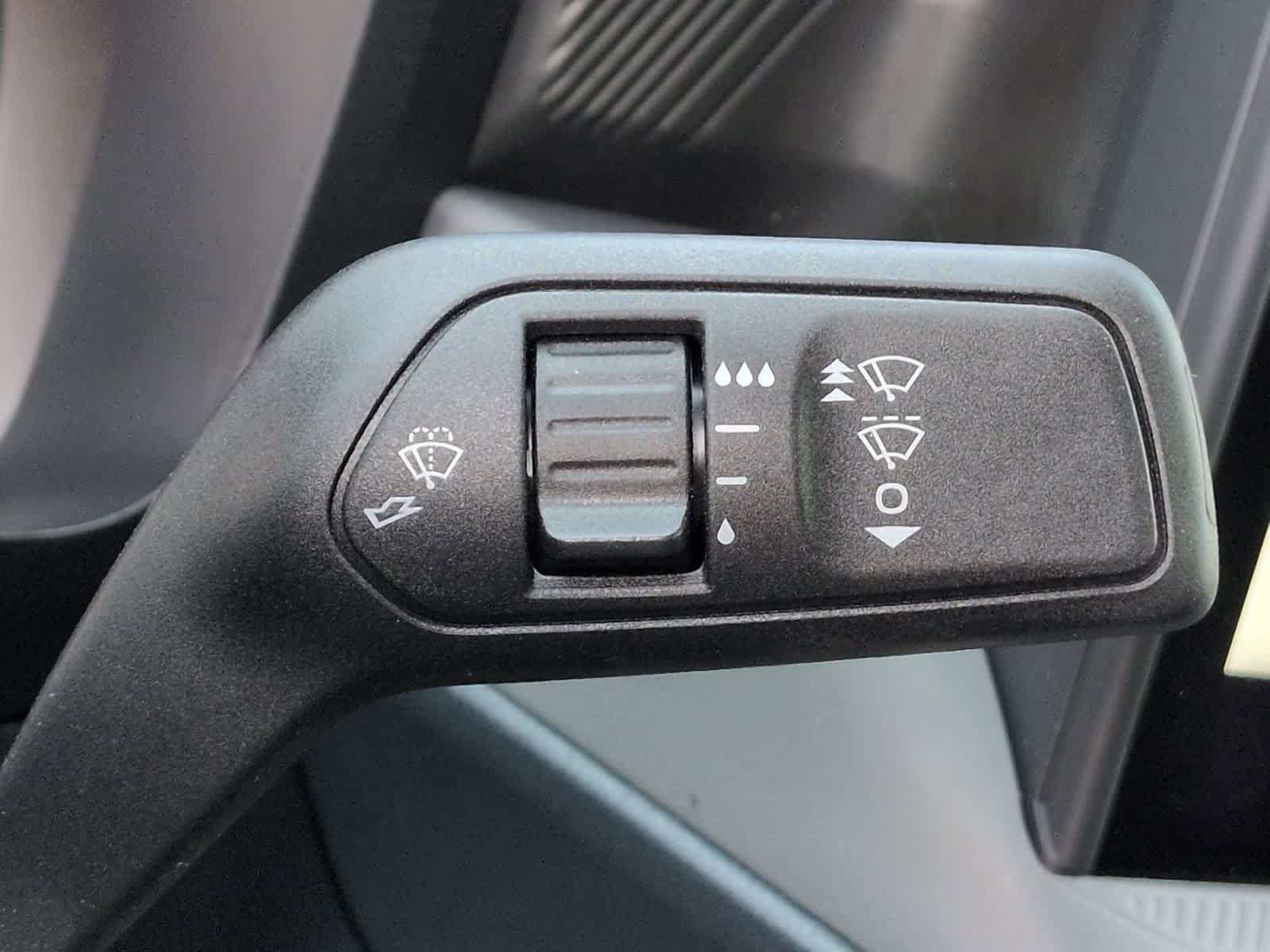 Thumbnail: 2026 Ford Maverick - 26