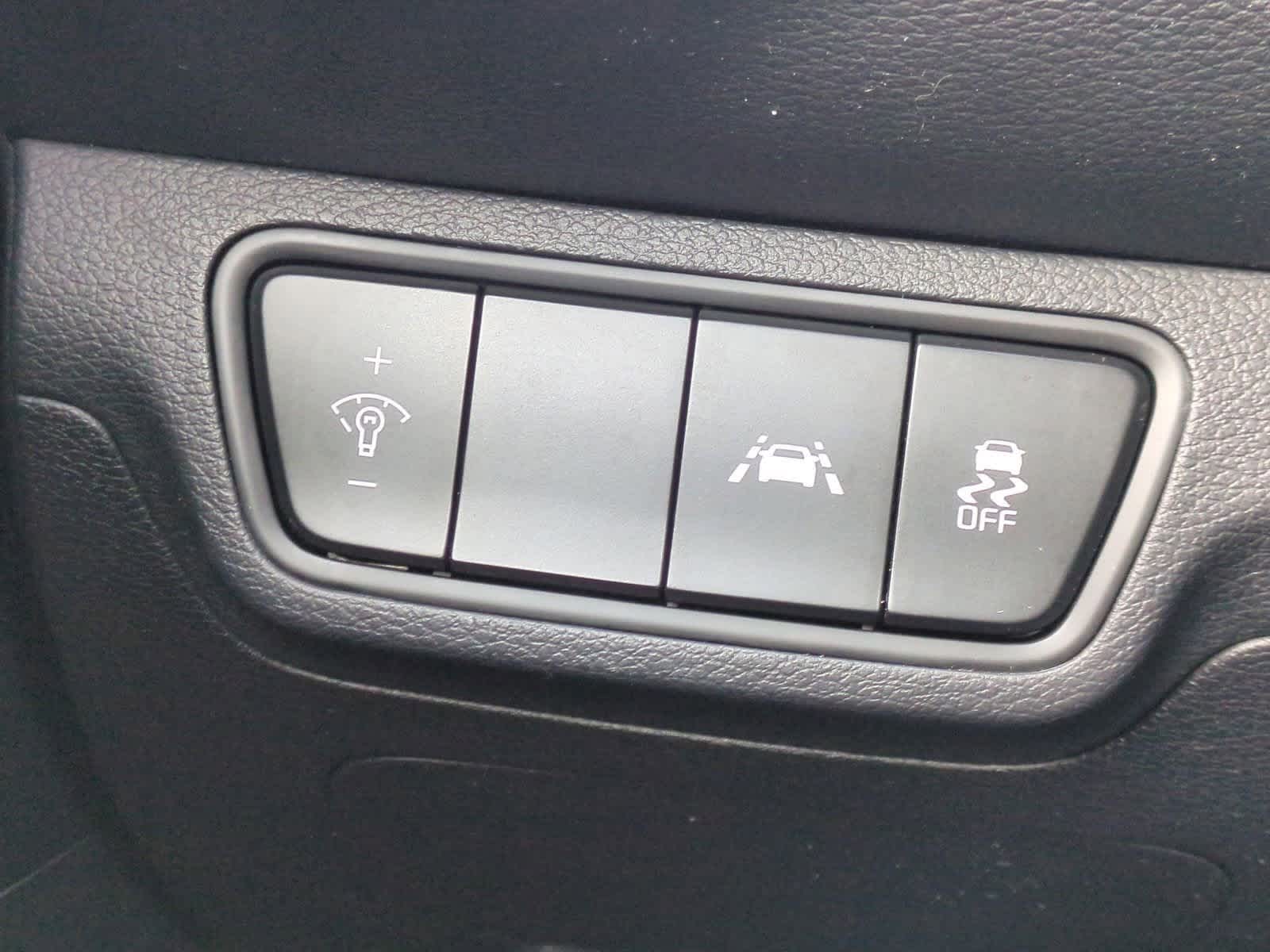 Thumbnail: 2019 Kia Forte - 28