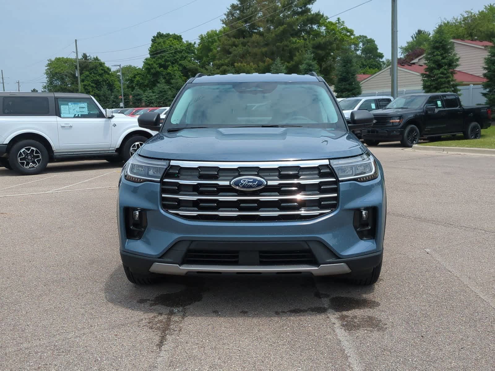 2025 Ford Explorer Active 3