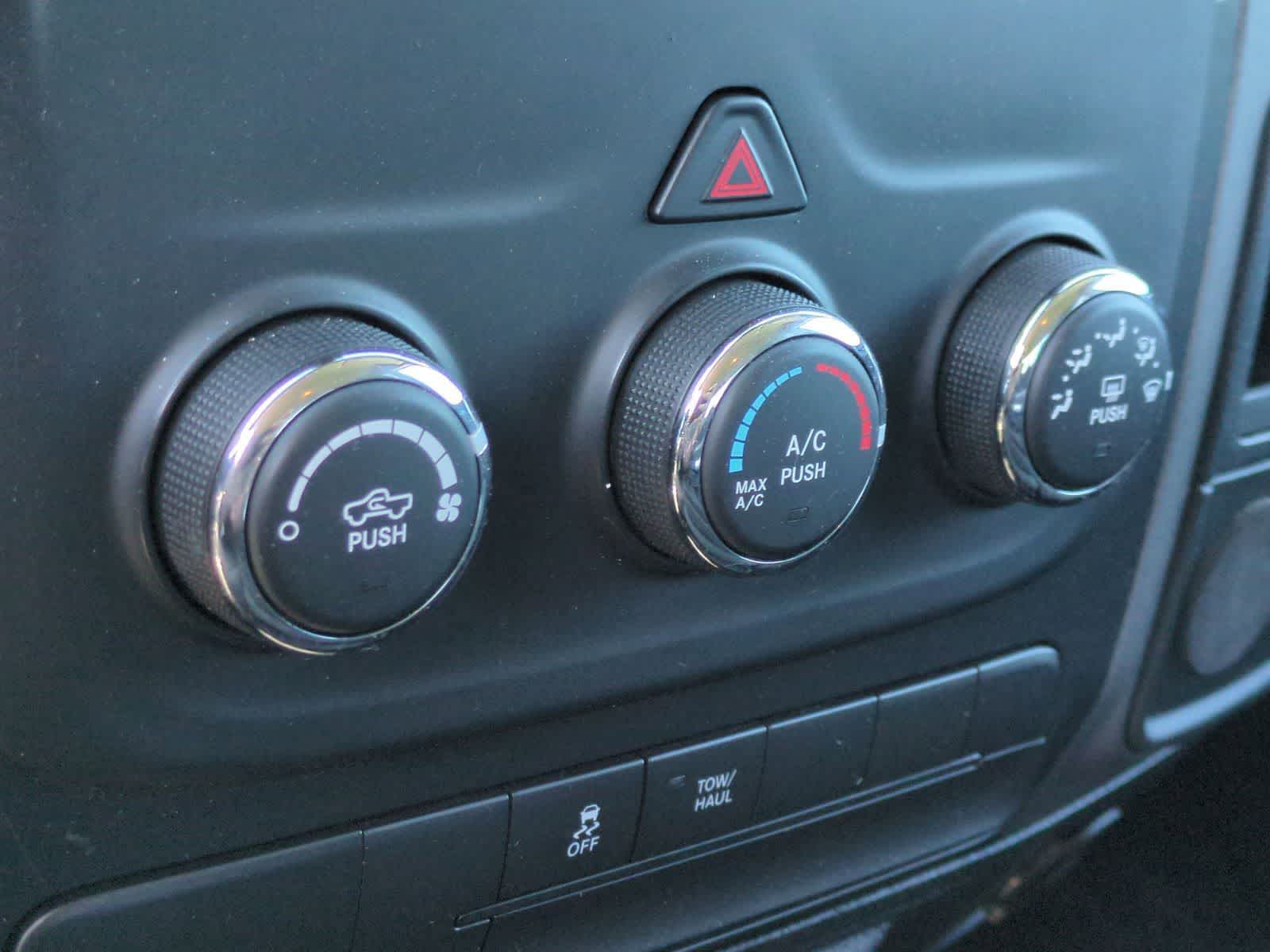 Thumbnail: 2018 RAM 1500 - 34