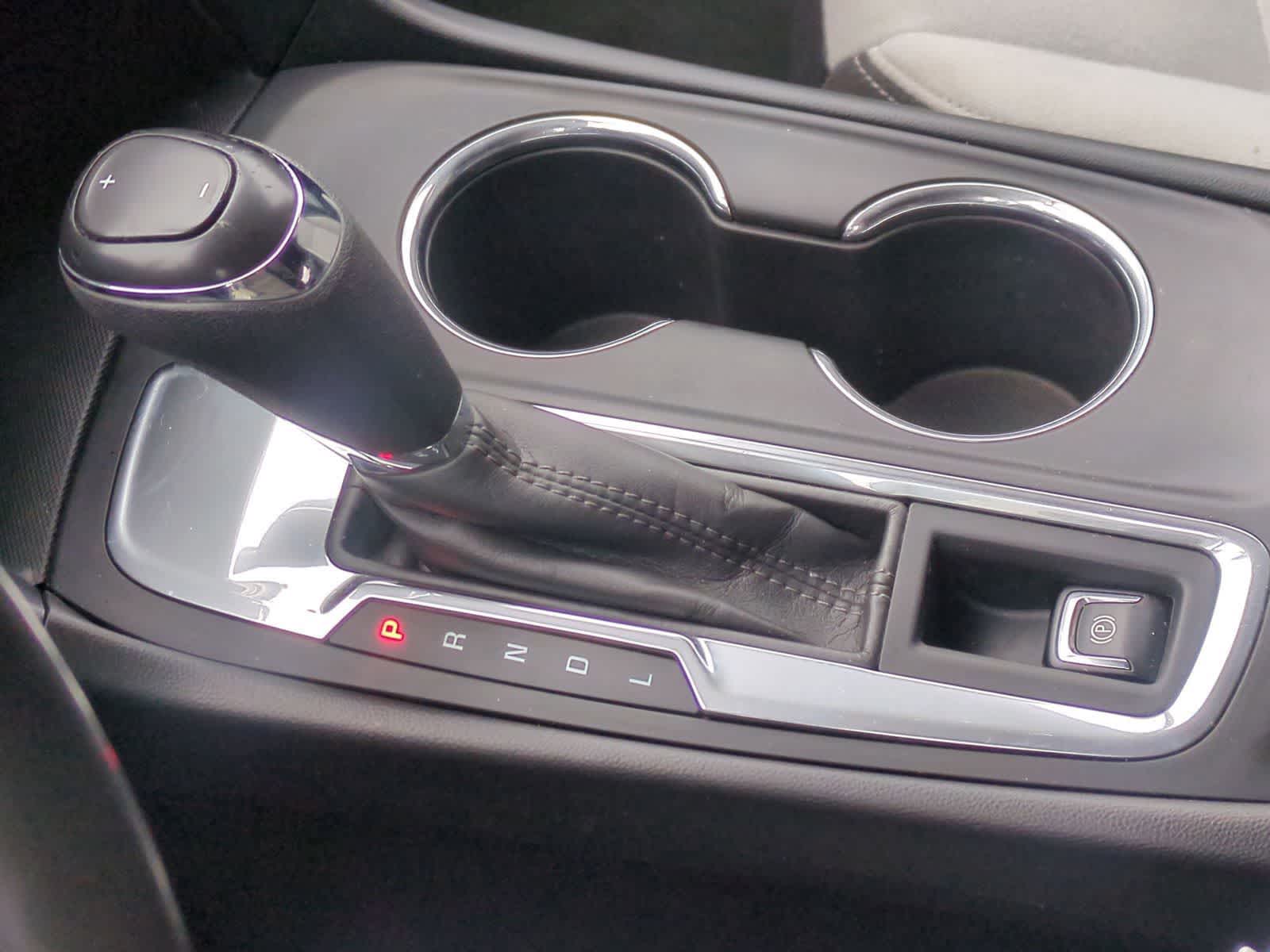 Thumbnail: 2020 Chevrolet Equinox - 32