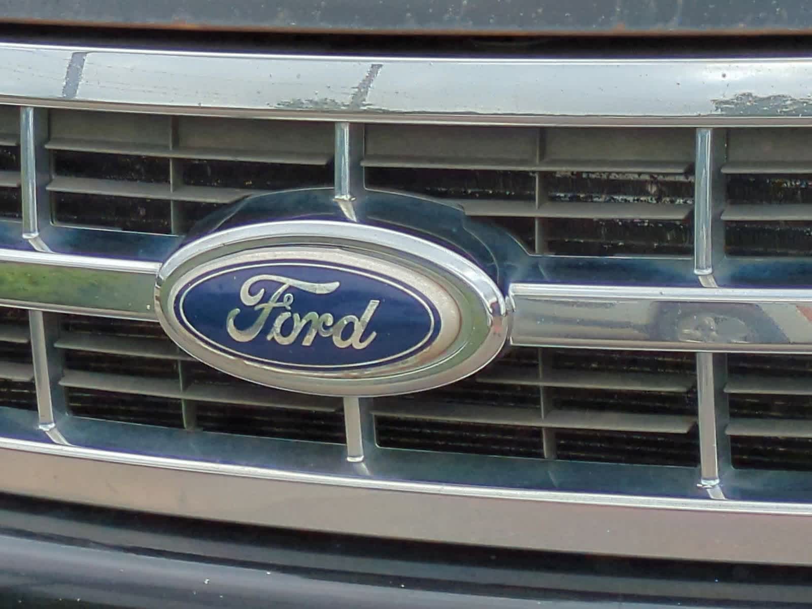 Thumbnail: 2010 Ford Escape - 12