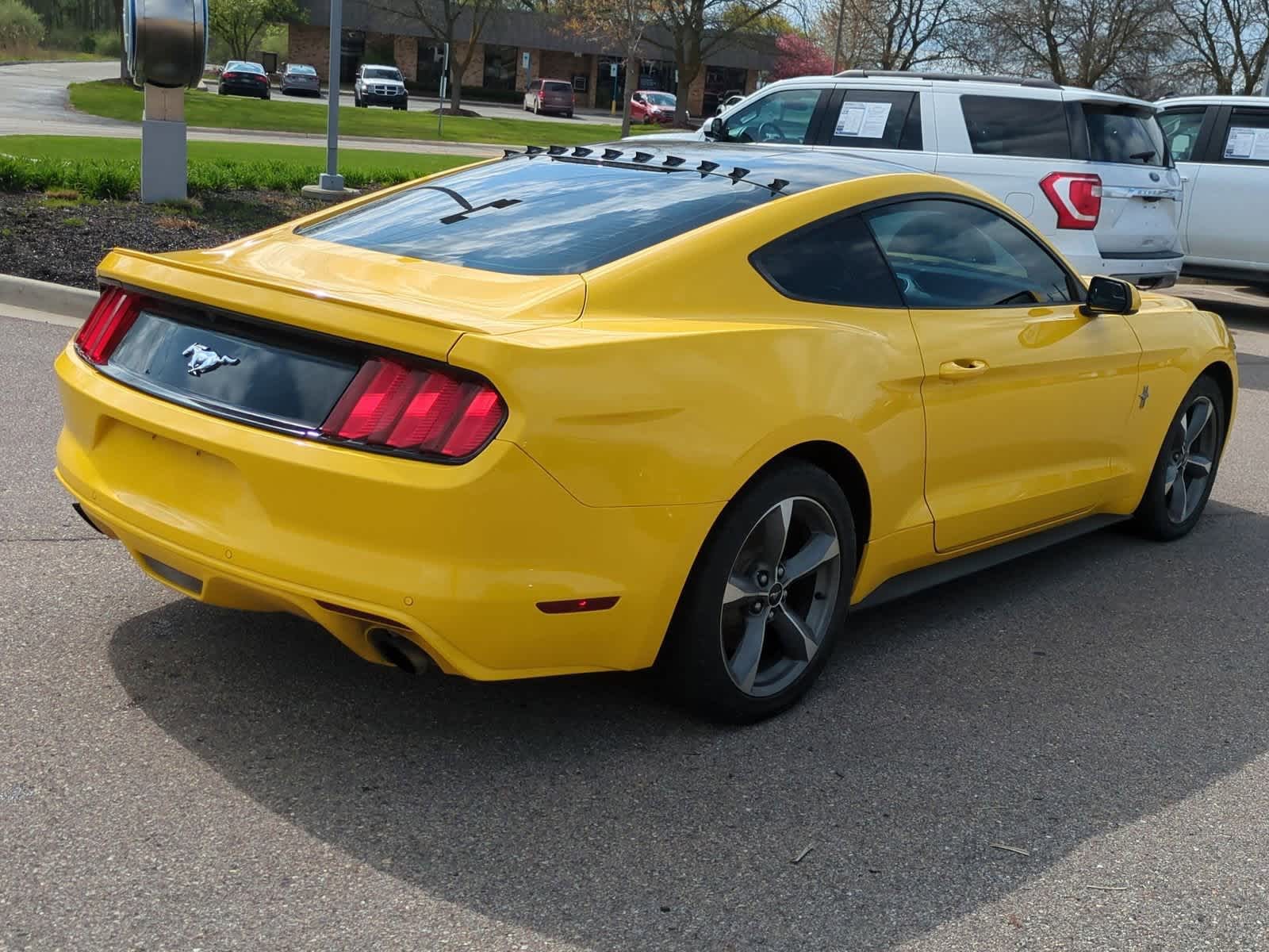 2015 Ford Mustang  8