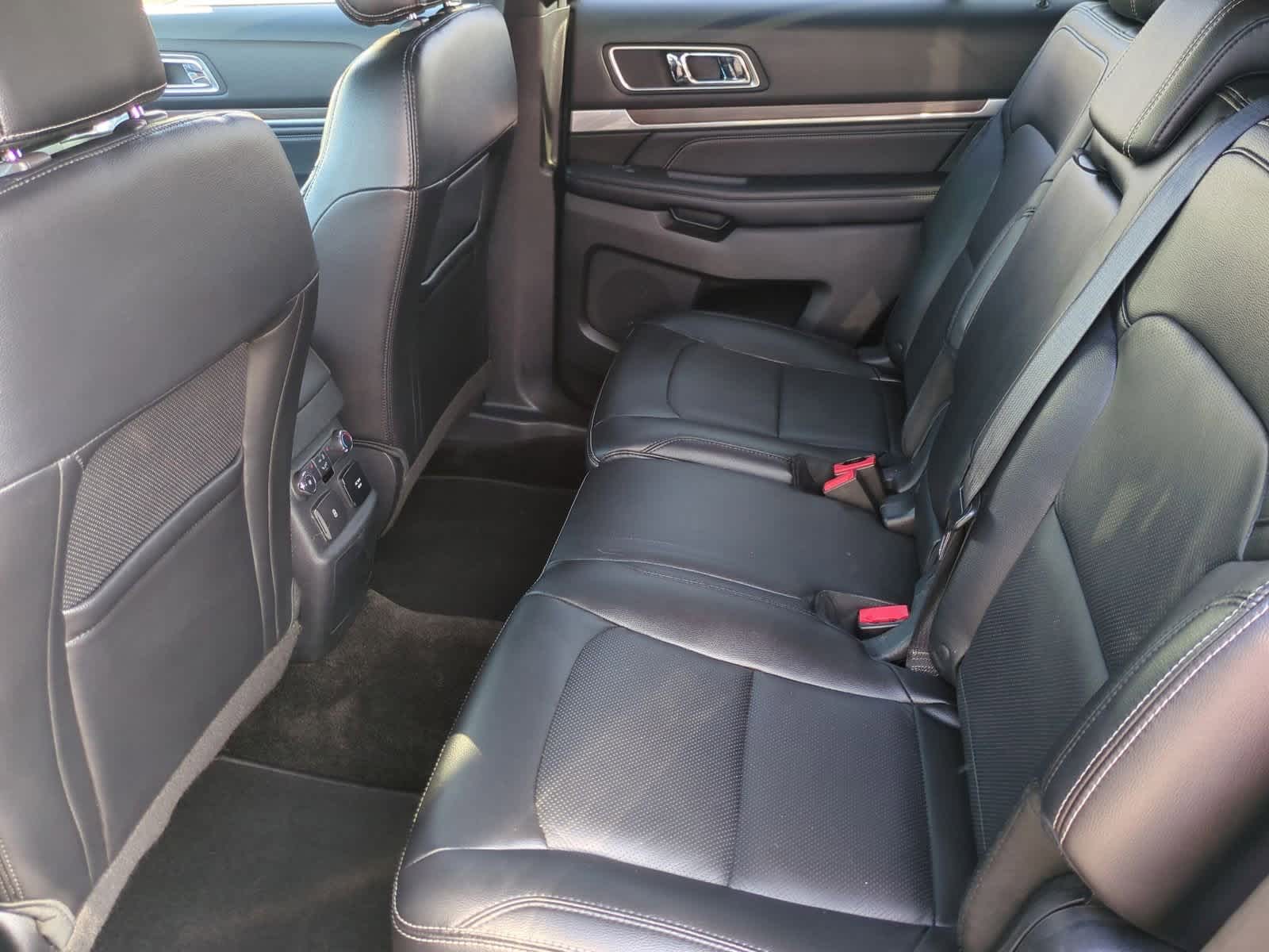 Thumbnail: 2016 Ford Explorer - 19