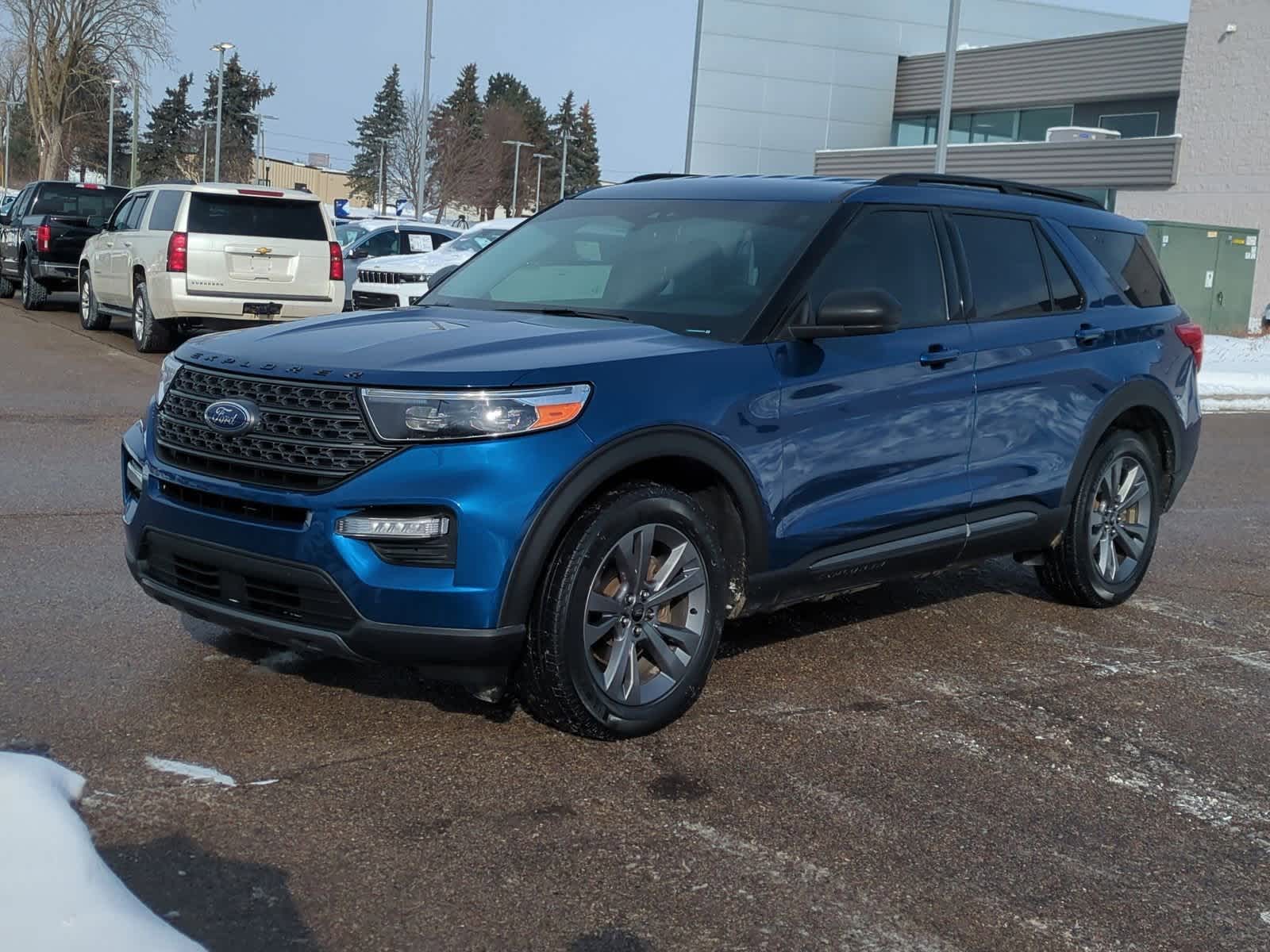 Thumbnail: 2021 Ford Explorer - 4