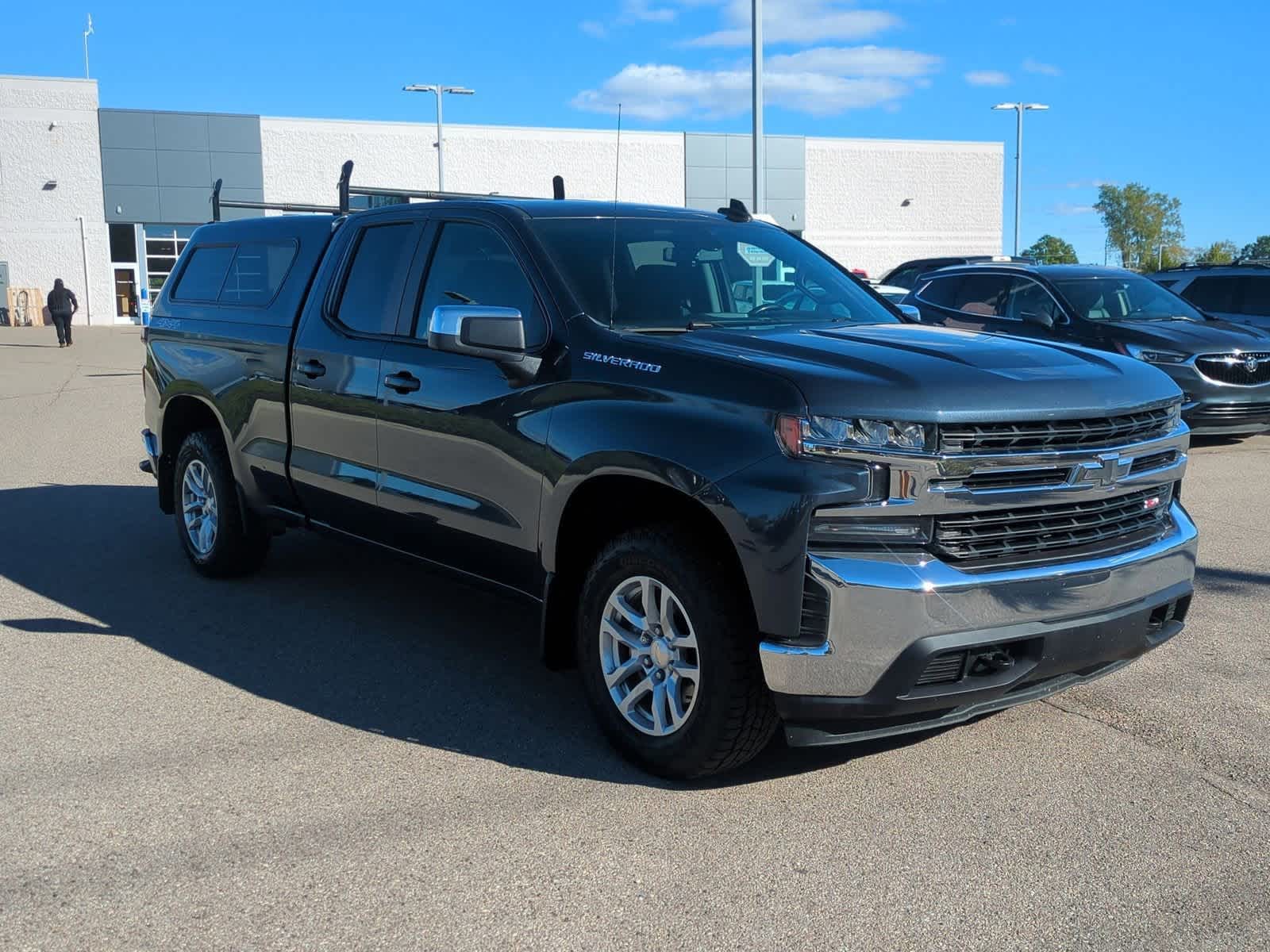 Thumbnail: 2020 Chevrolet Silverado 1500 - 2