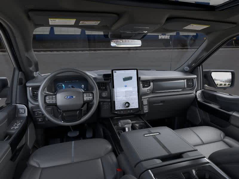2025 Ford F-150 Lightning Platinum 9
