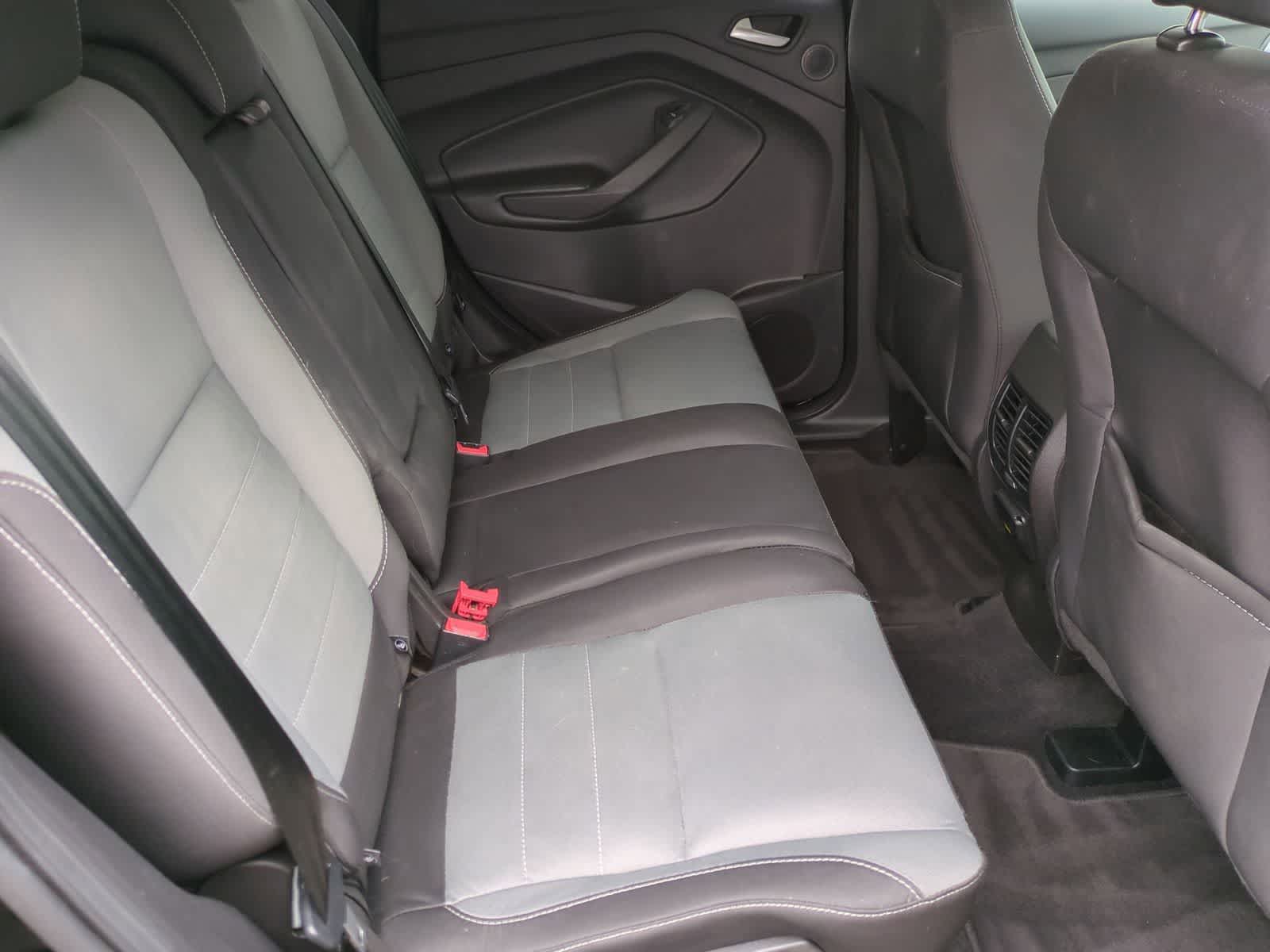 Thumbnail: 2016 Ford Escape - 20