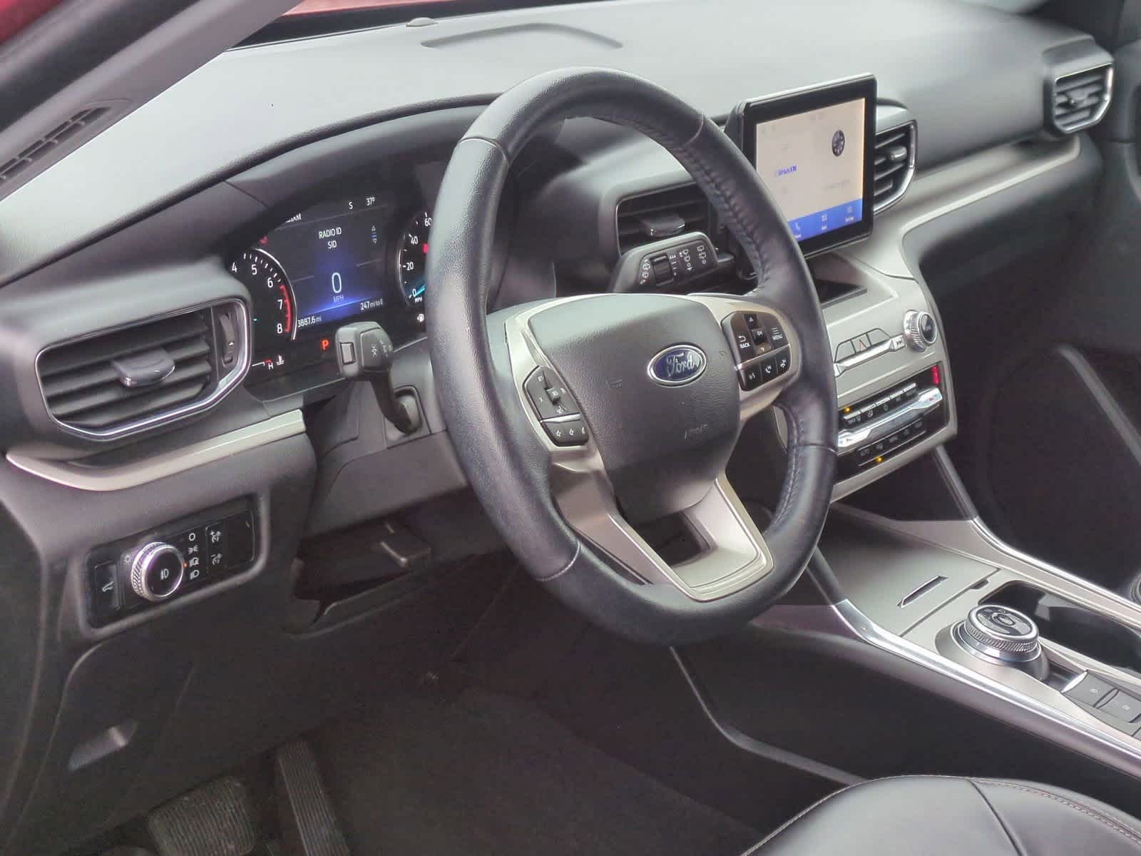 Thumbnail: 2022 Ford Explorer - 10