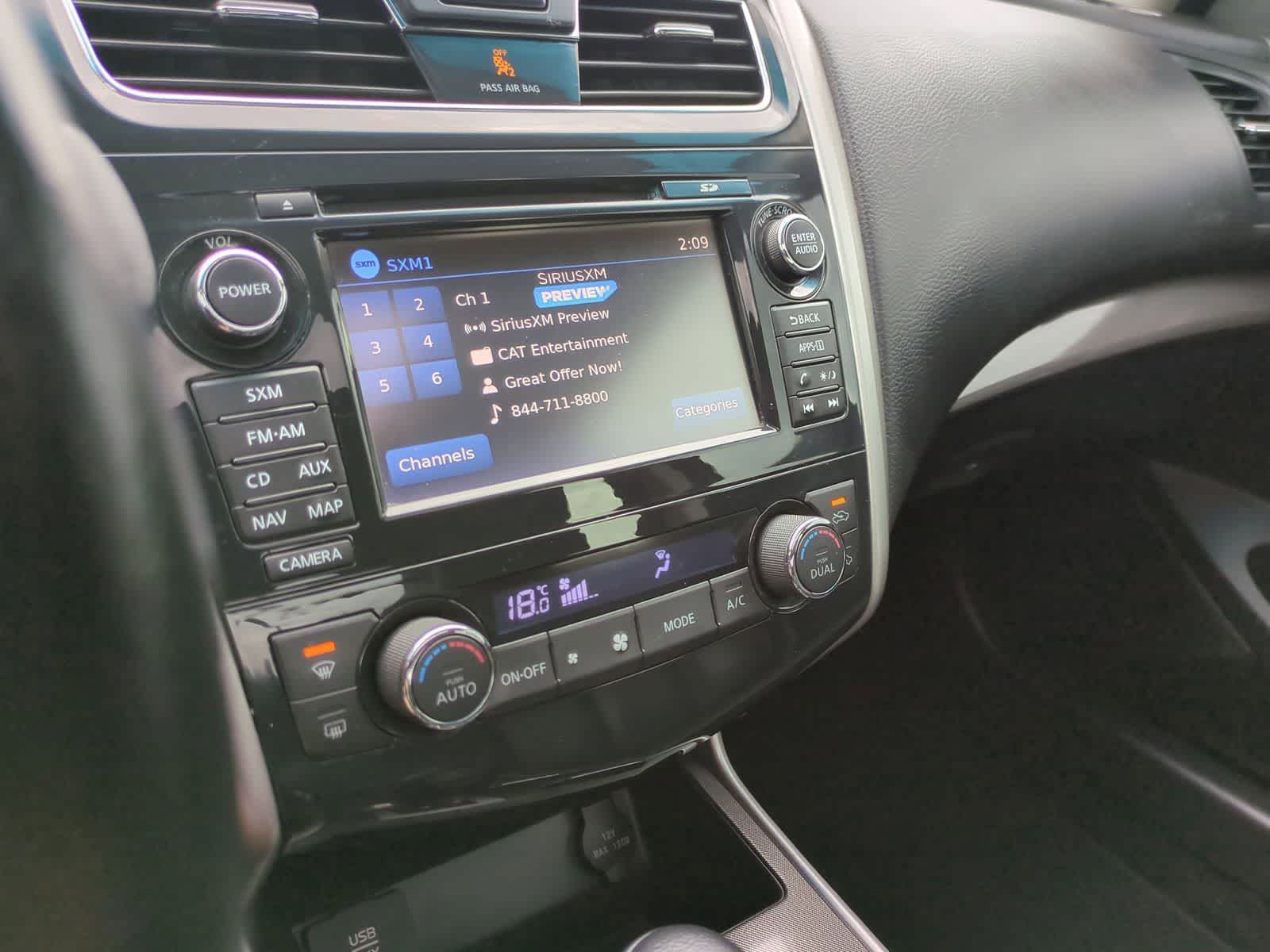 Thumbnail: 2015 Nissan Altima - 29