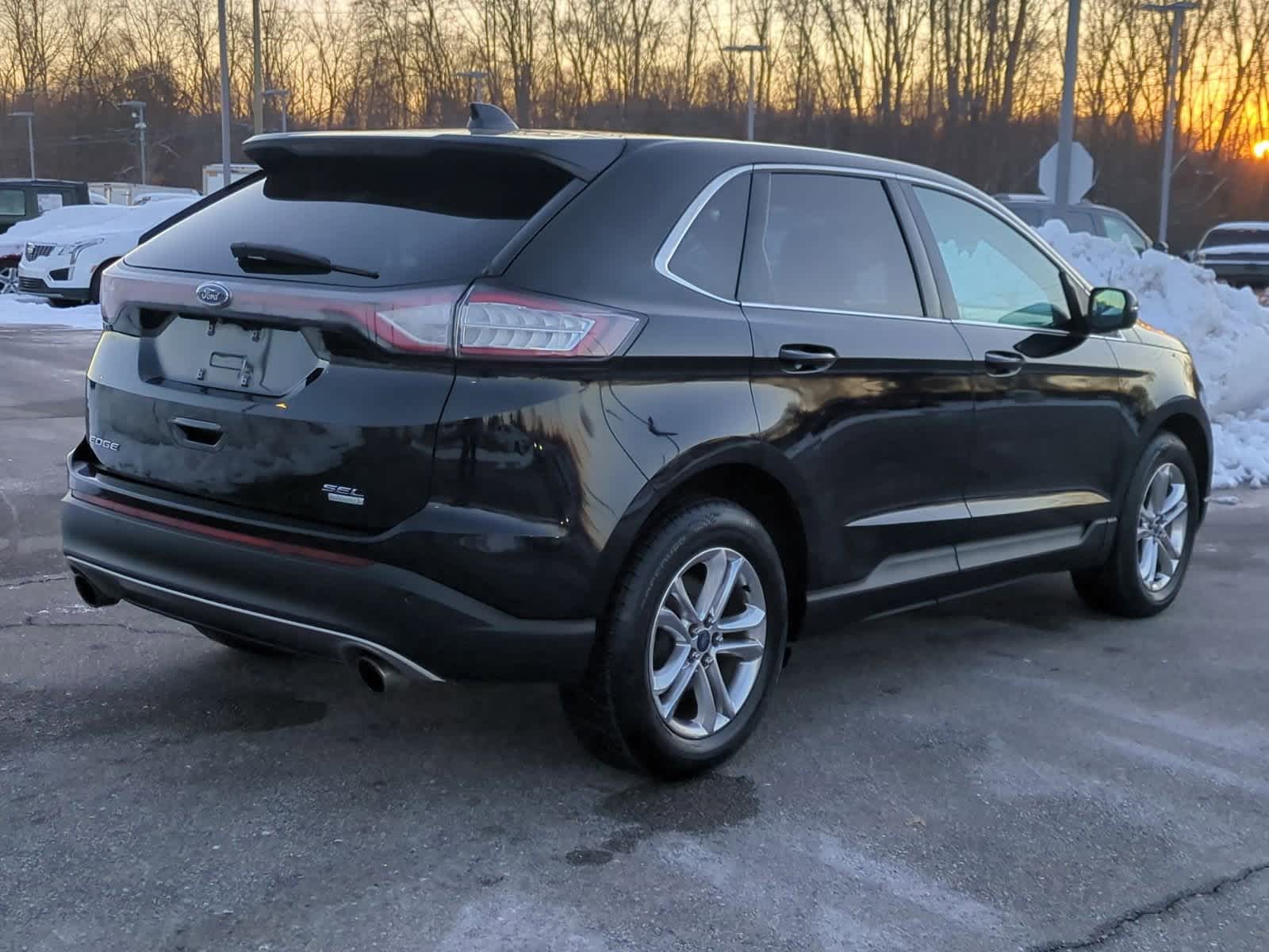 Thumbnail: 2016 Ford Edge - 8