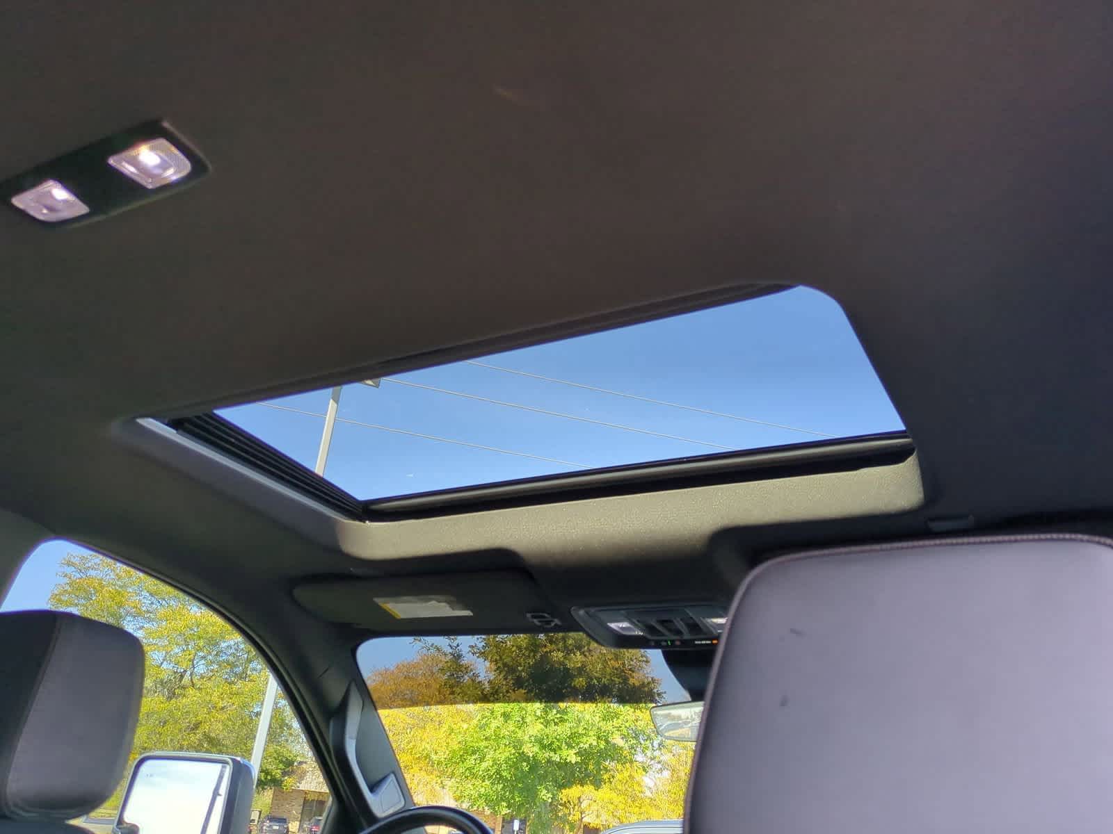 Thumbnail: 2025 Chevrolet Silverado 3500 - 22