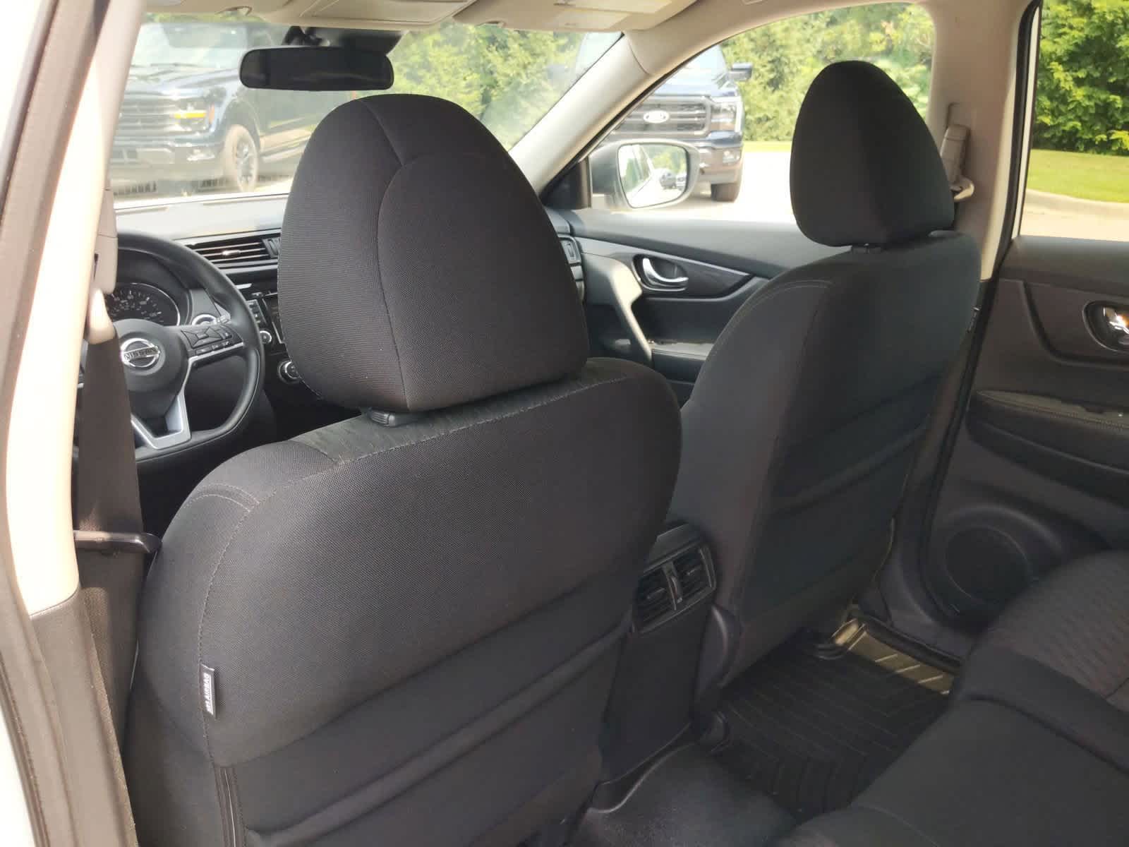 Thumbnail: 2019 Nissan Rogue - 19