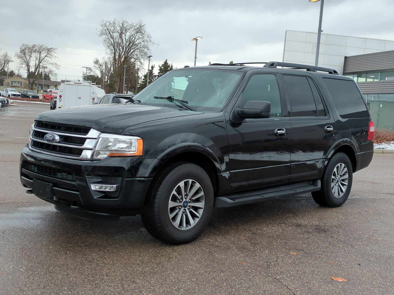 Thumbnail: 2017 Ford Expedition - 4