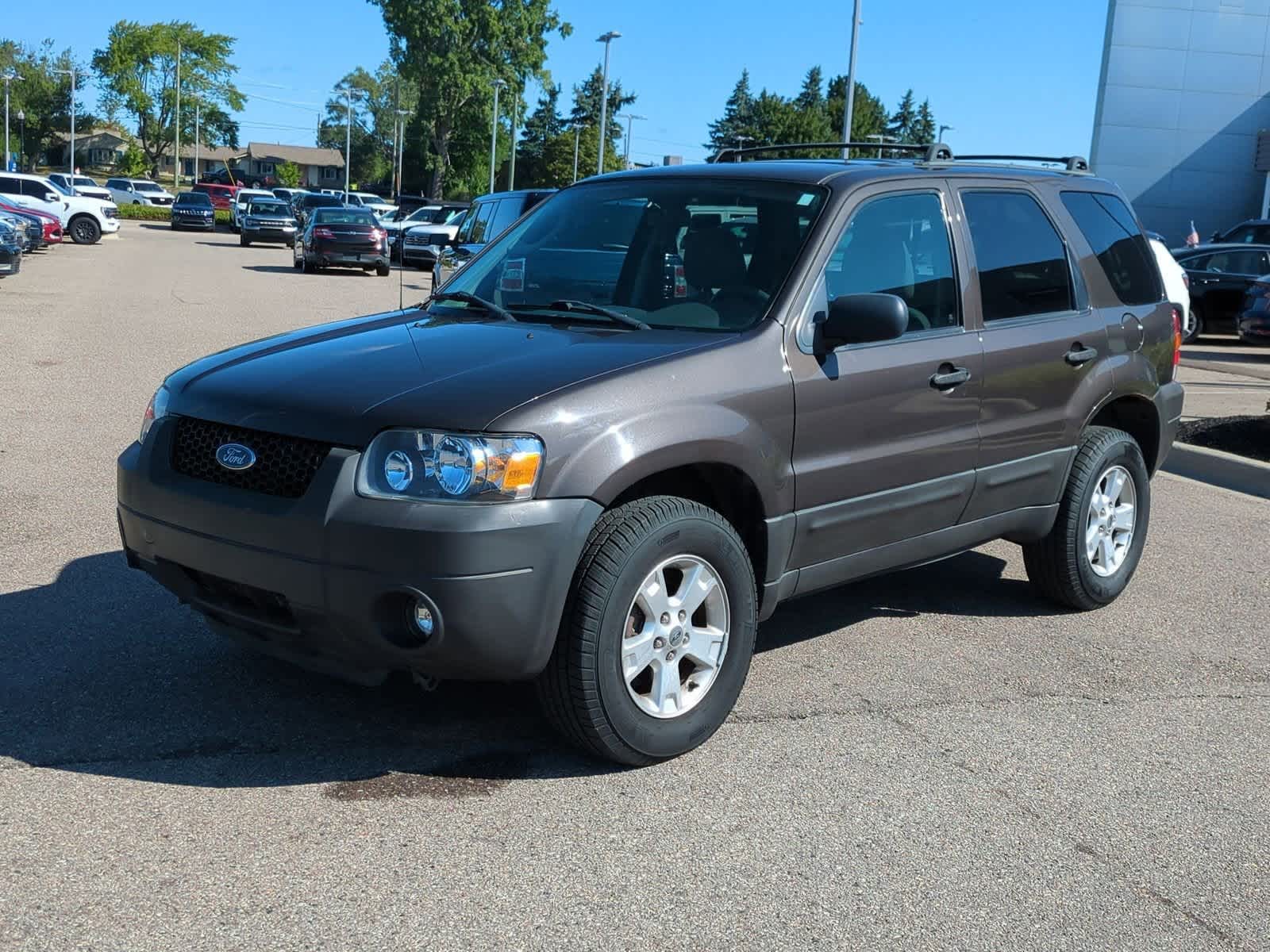 Thumbnail: 2006 Ford Escape - 4