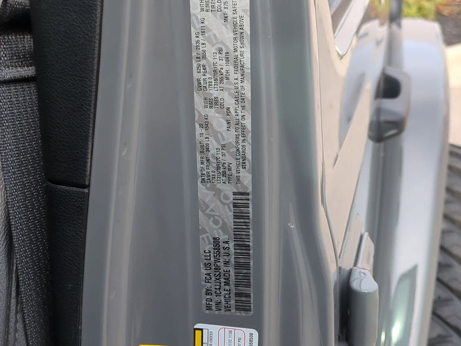 Thumbnail: 2023 Jeep Wrangler - 36