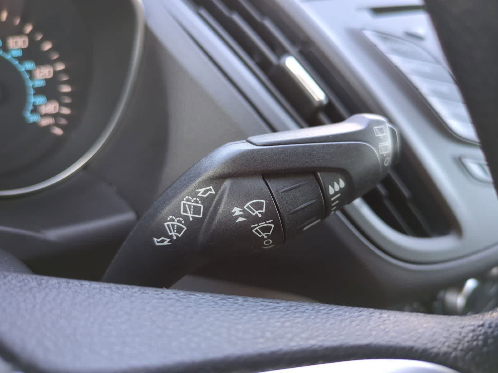 Thumbnail: 2016 Ford Escape - 25