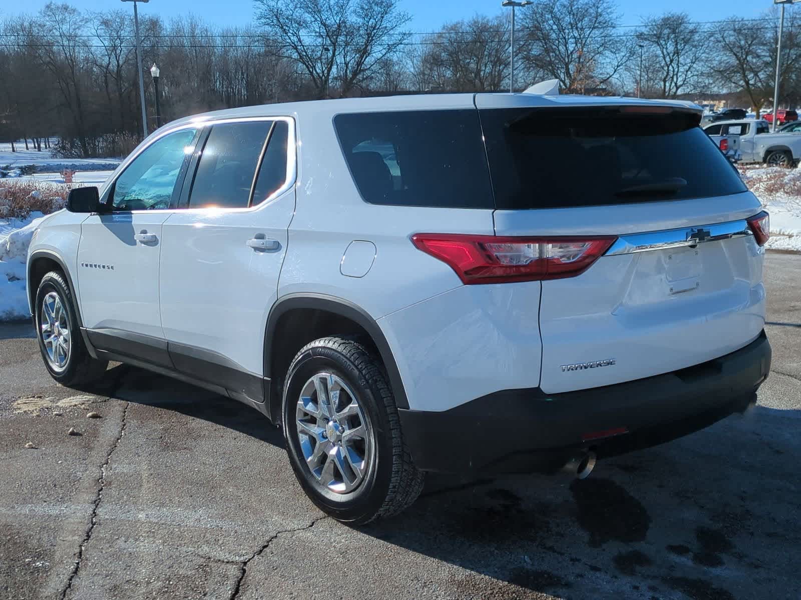 Thumbnail: 2018 Chevrolet Traverse - 6