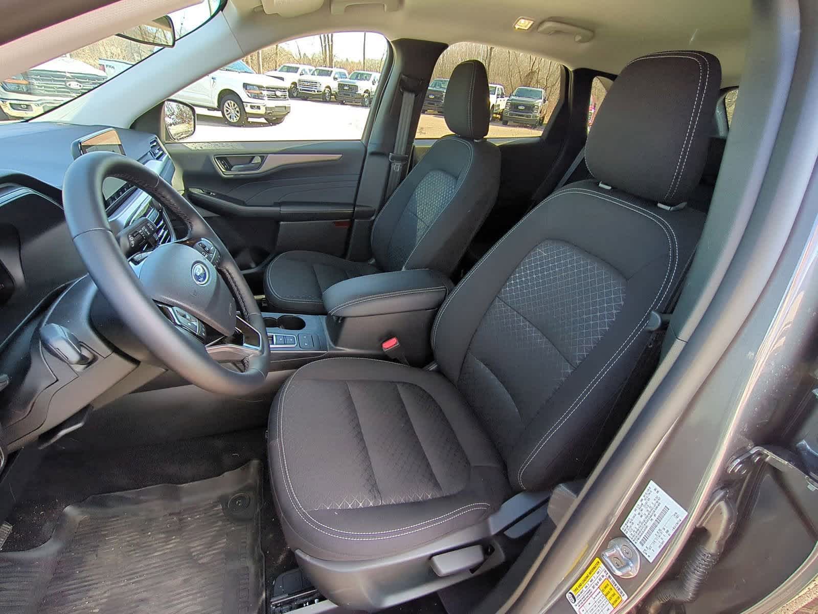 2025 Ford Escape Active 16