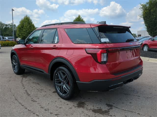 2025 Ford Explorer ST-Line 3