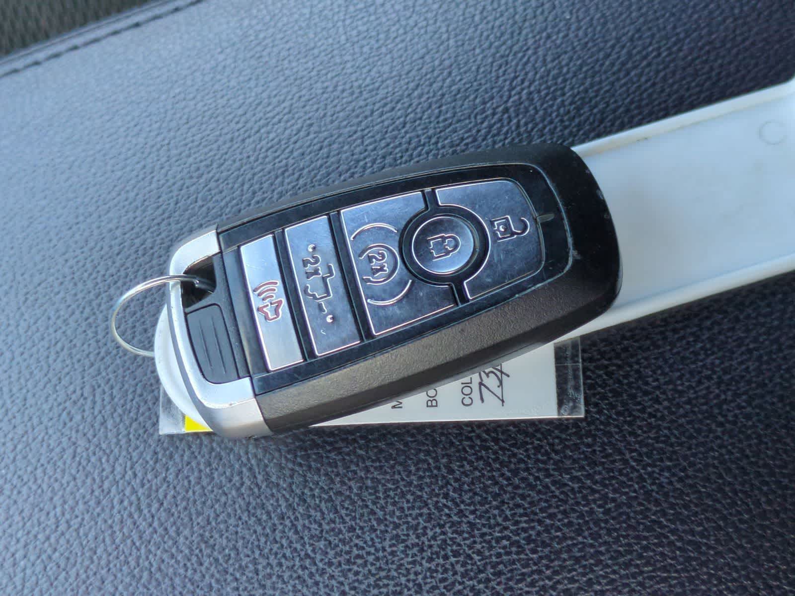 Thumbnail: 2019 Ford Explorer - 34