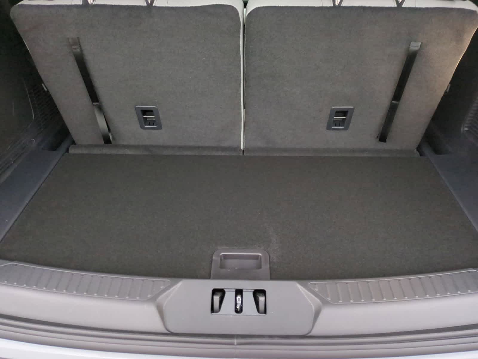 Thumbnail: 2026 Ford Explorer - 34