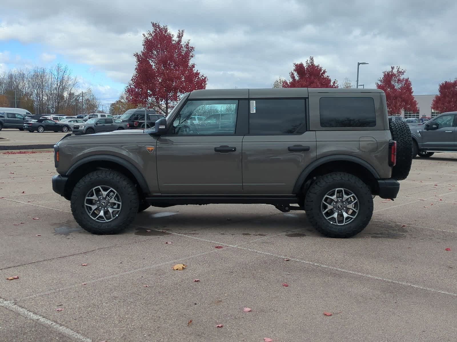 Thumbnail: 2025 Ford Bronco - 5
