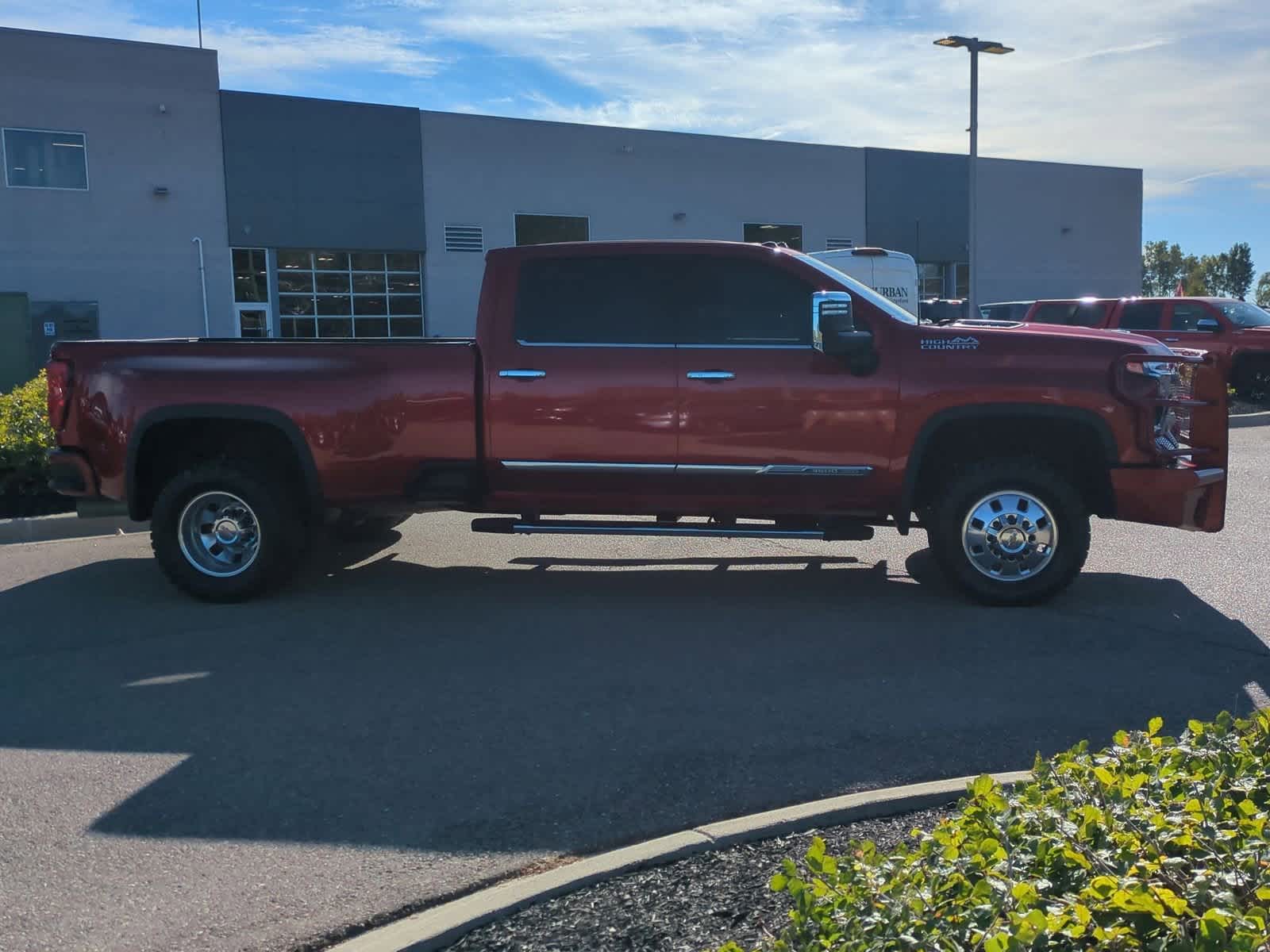Thumbnail: 2025 Chevrolet Silverado 3500 - 9