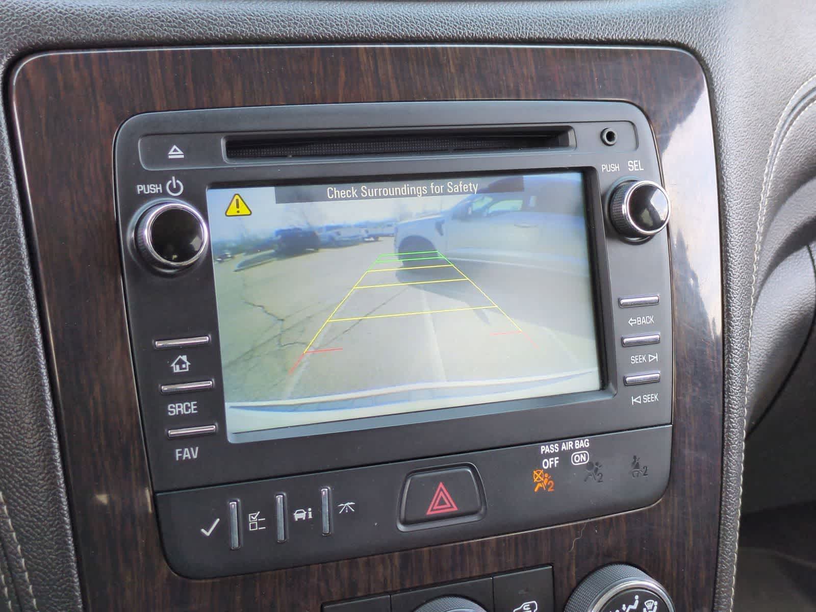 Thumbnail: 2015 Chevrolet Traverse - 28