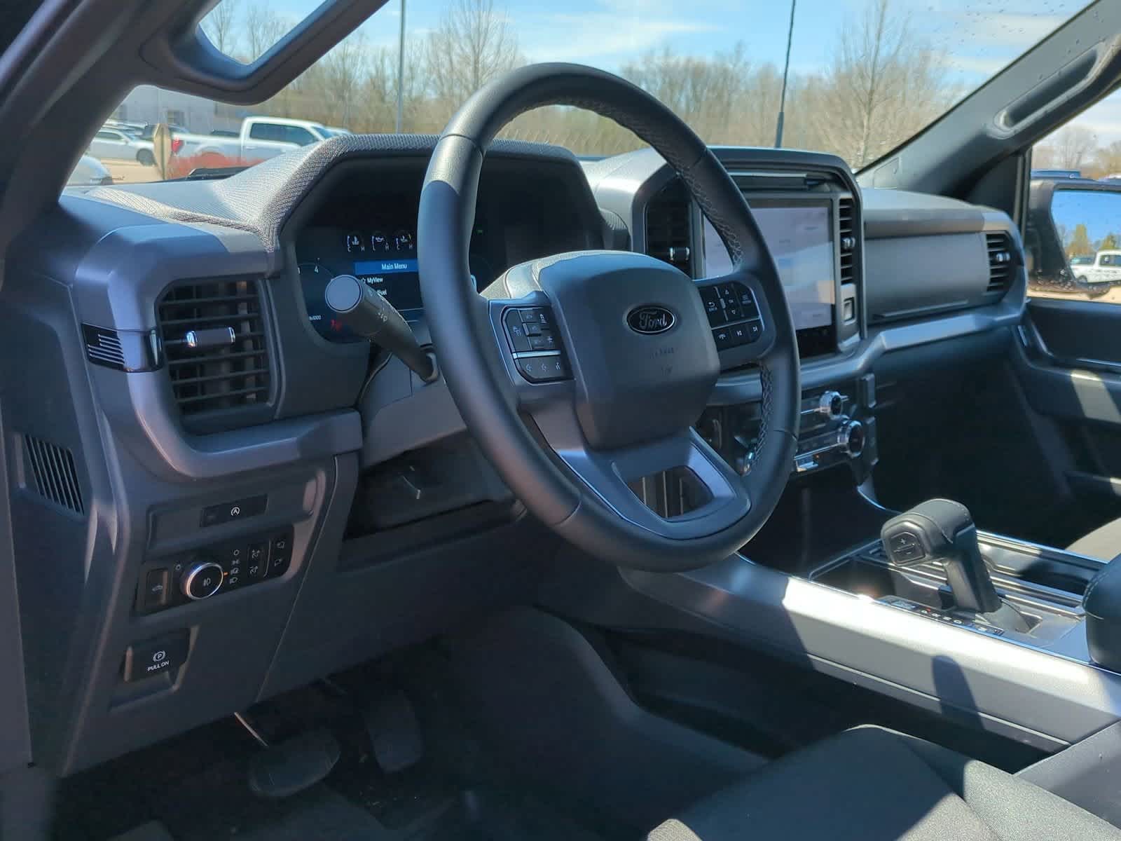 2025 Ford F-150 XLT 10