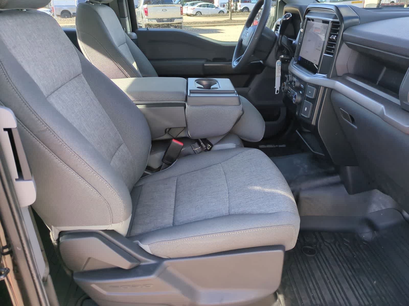 Thumbnail: 2025 Ford F-150 - 21