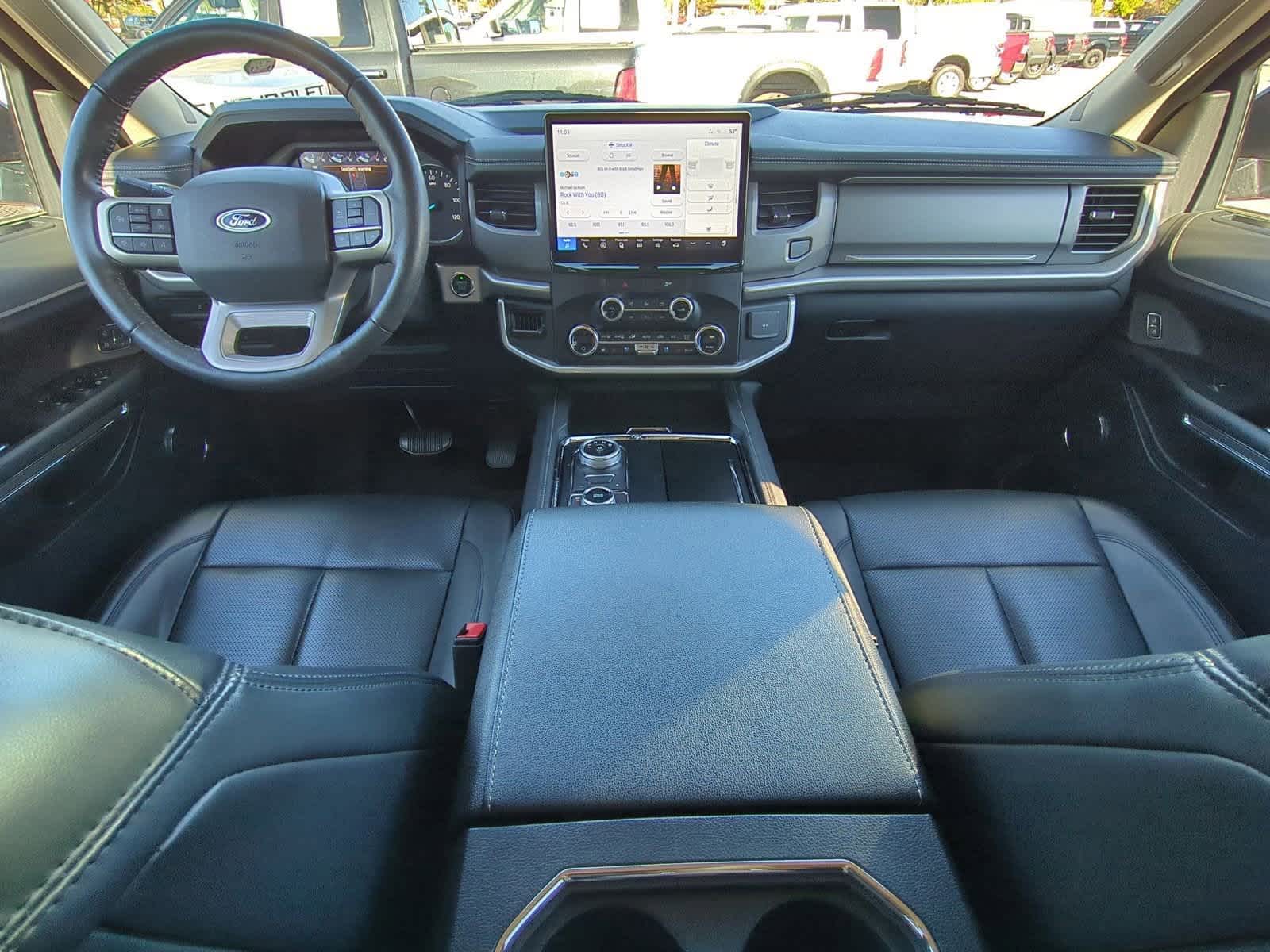 Thumbnail: 2022 Ford Expedition - 15
