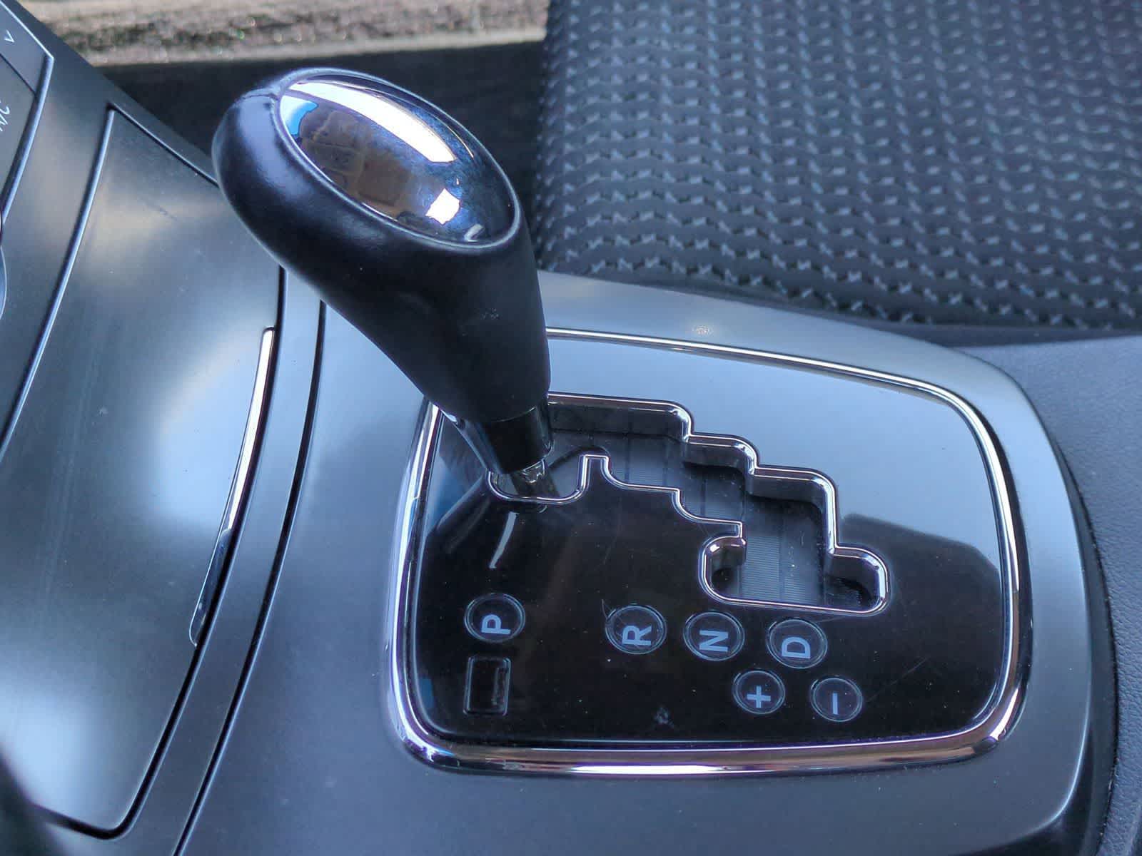 Thumbnail: 2012 Hyundai Genesis - 33