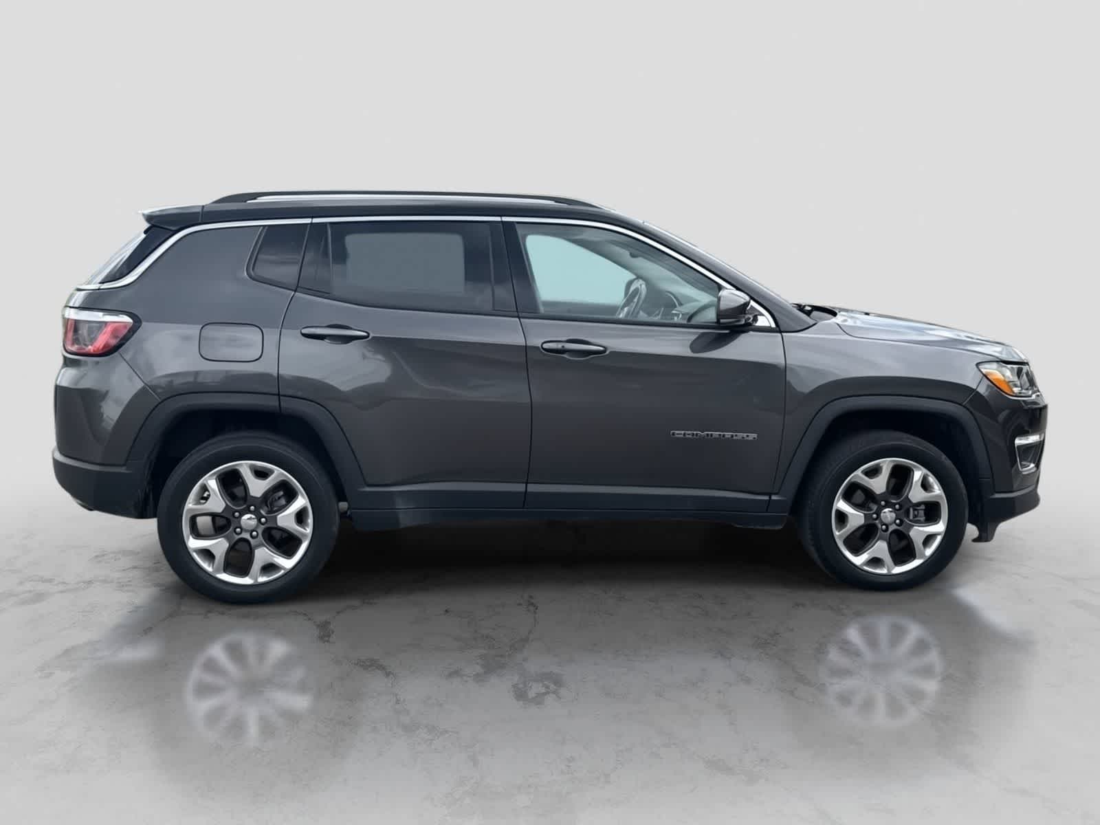 Thumbnail: 2019 Jeep Compass - 9