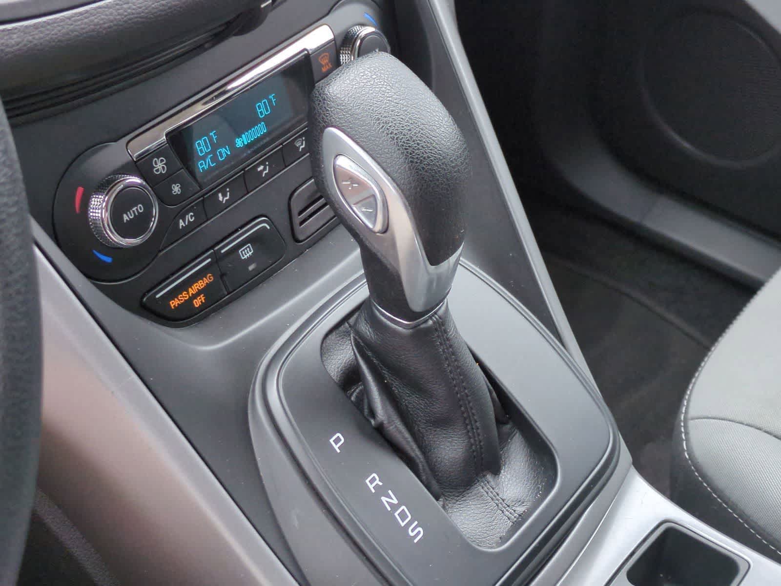Thumbnail: 2016 Ford Escape - 31
