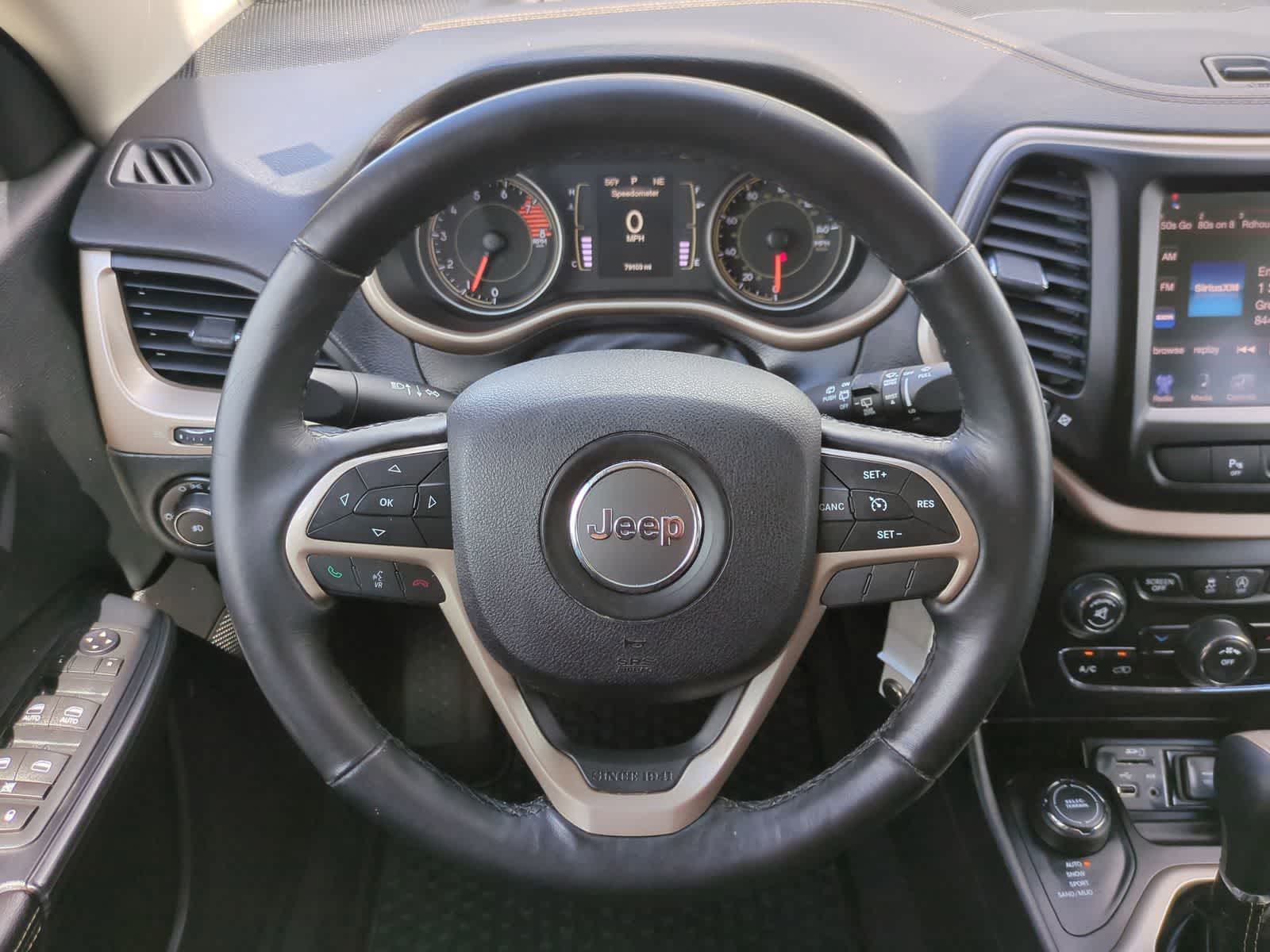Thumbnail: 2016 Jeep Cherokee - 22