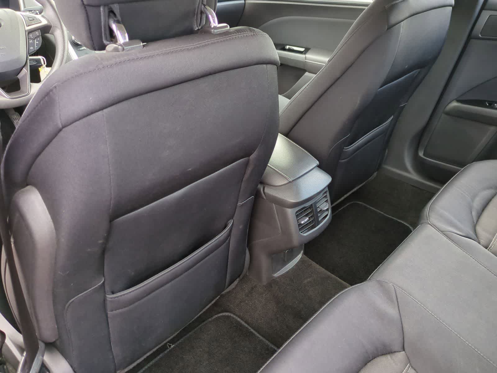 Thumbnail: 2013 Ford Fusion - 18