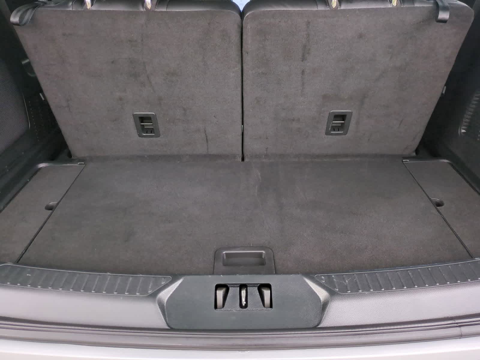 Thumbnail: 2023 Ford Explorer - 34