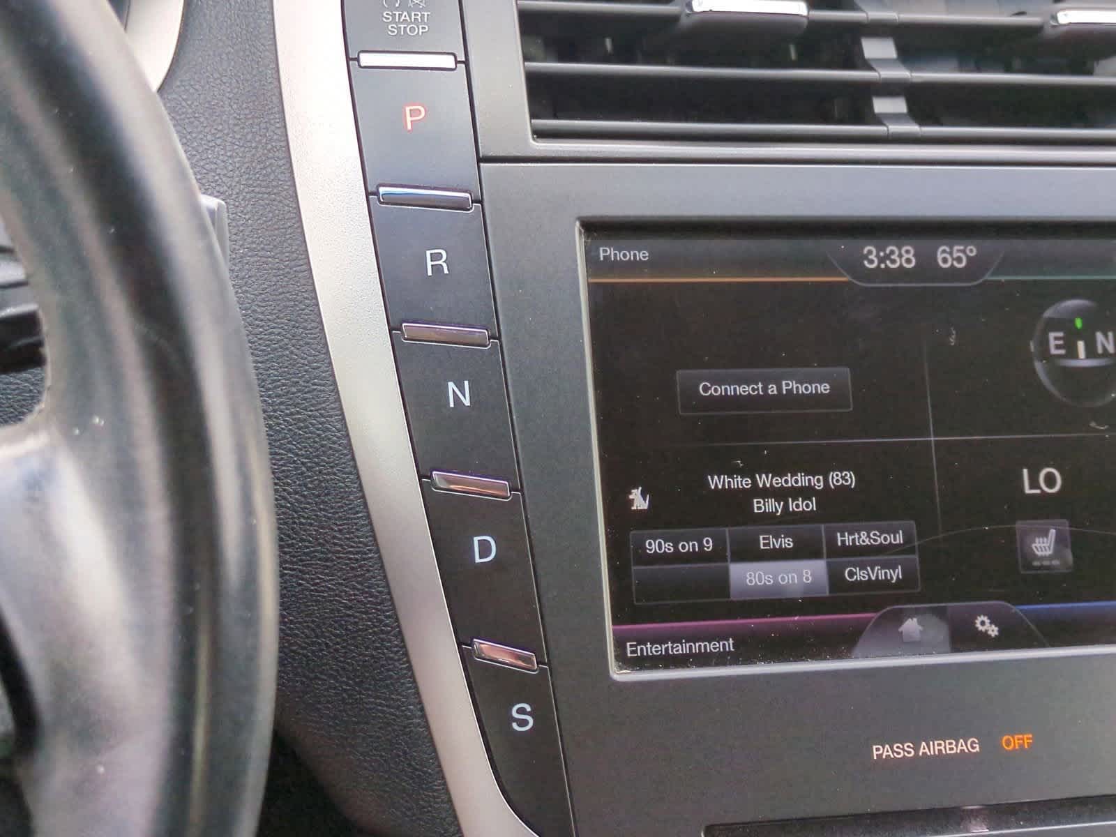 Thumbnail: 2015 Lincoln MKZ - 31