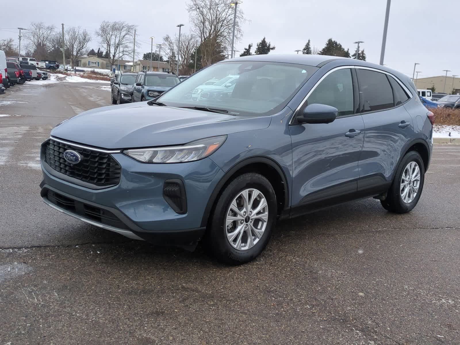 Thumbnail: 2023 Ford Escape - 4