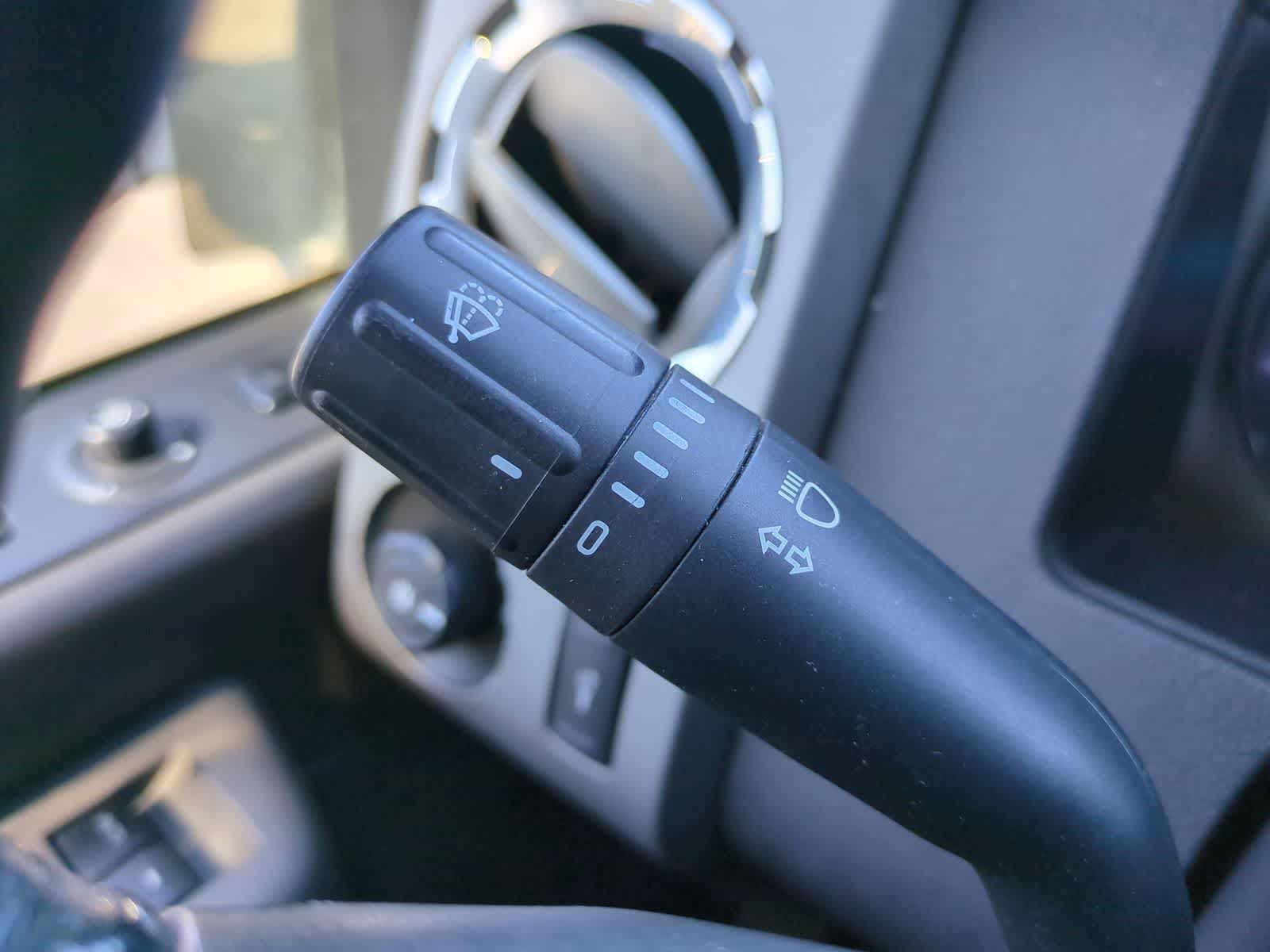 Thumbnail: 2012 Ford Econoline - 27