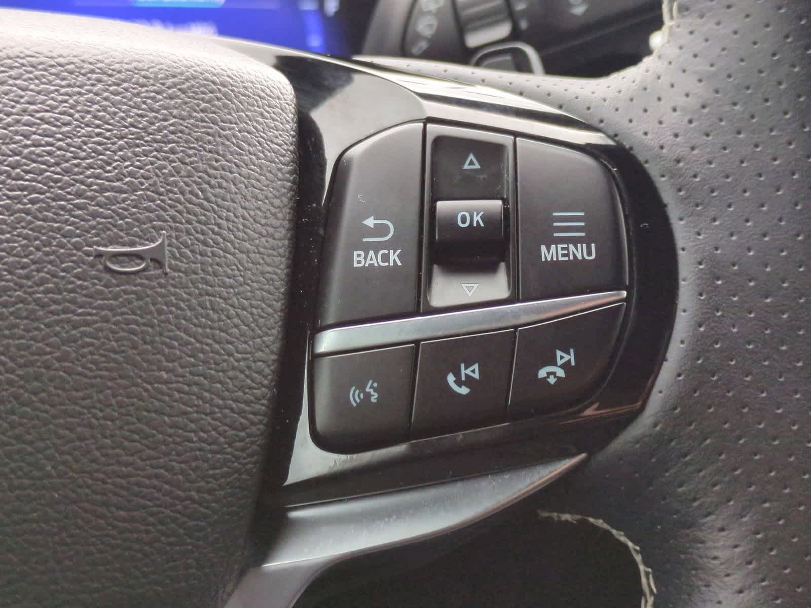 Thumbnail: 2023 Ford Explorer - 24