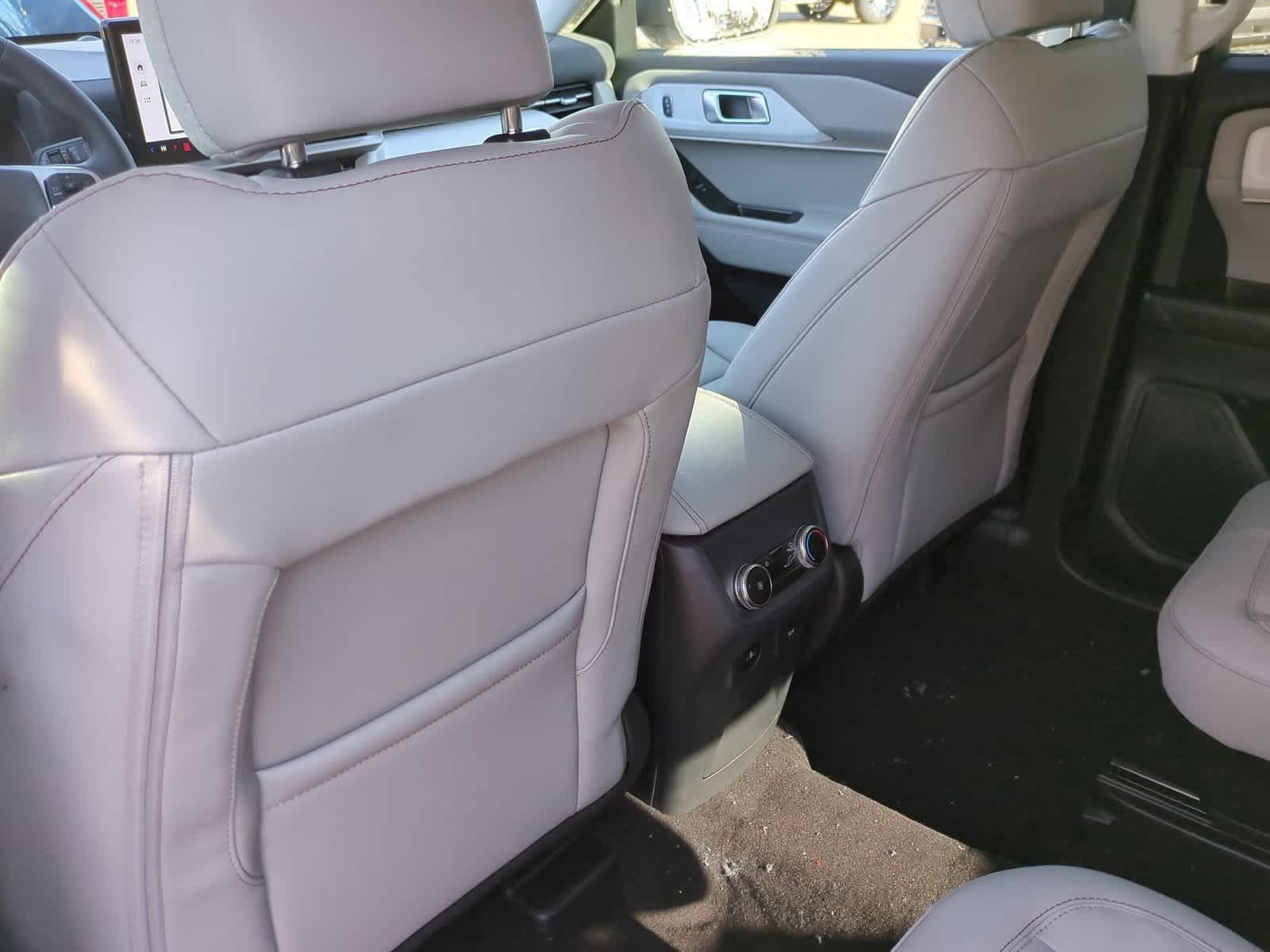 Thumbnail: 2026 Ford Explorer - 18