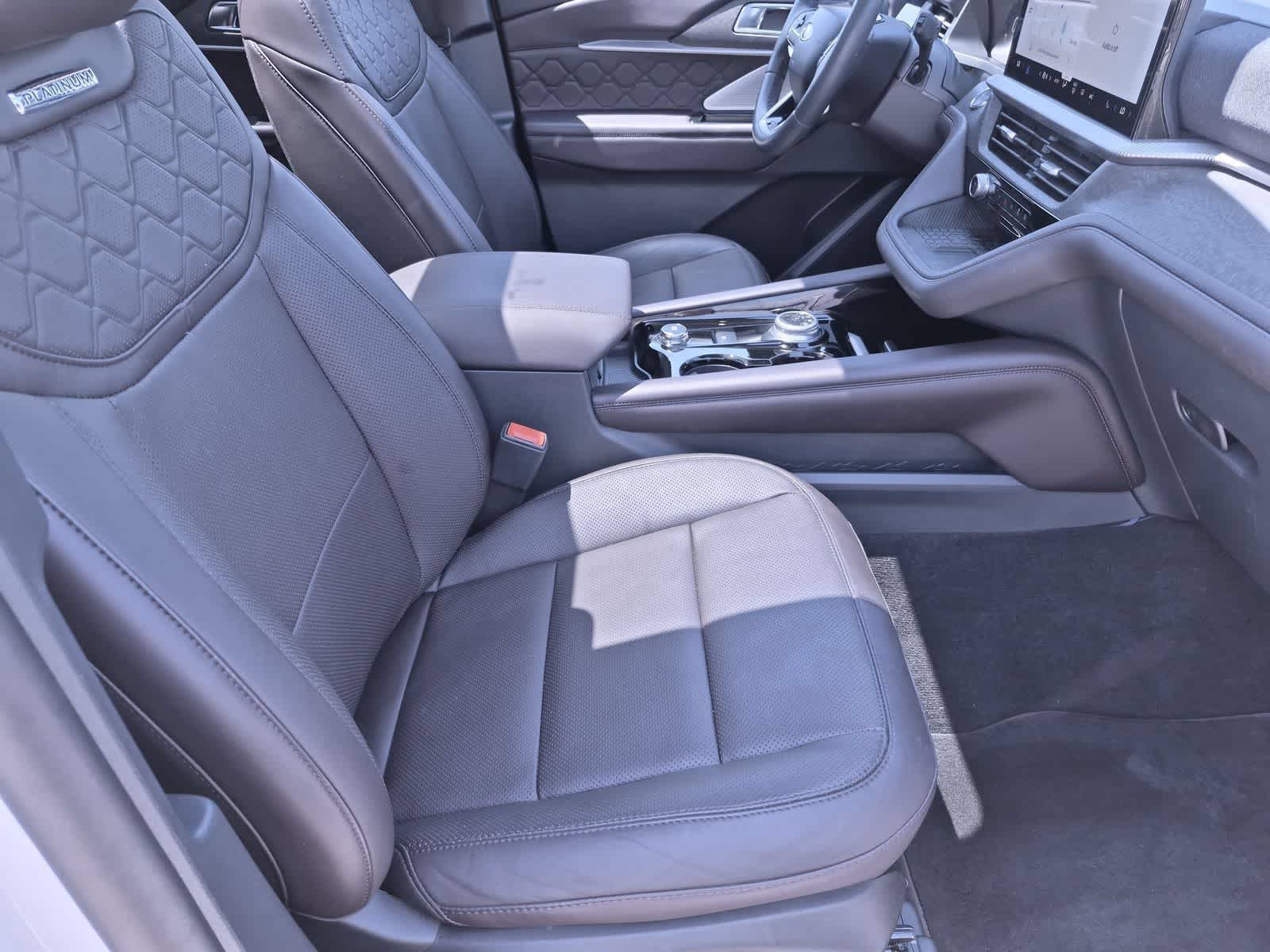 Thumbnail: 2025 Ford Explorer - 23